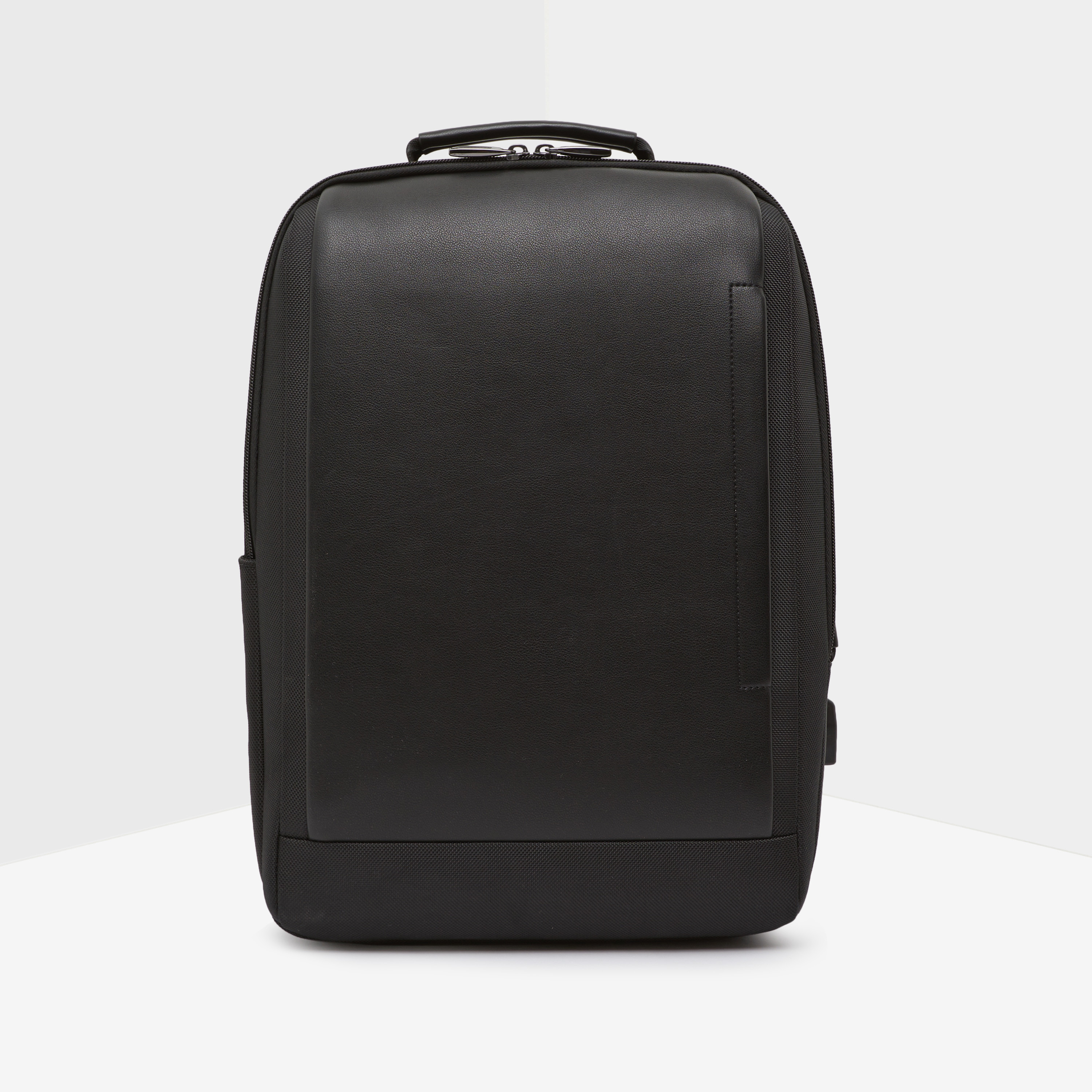 Duchini Solid Backpack with Zip Closure-men-bags-image-1