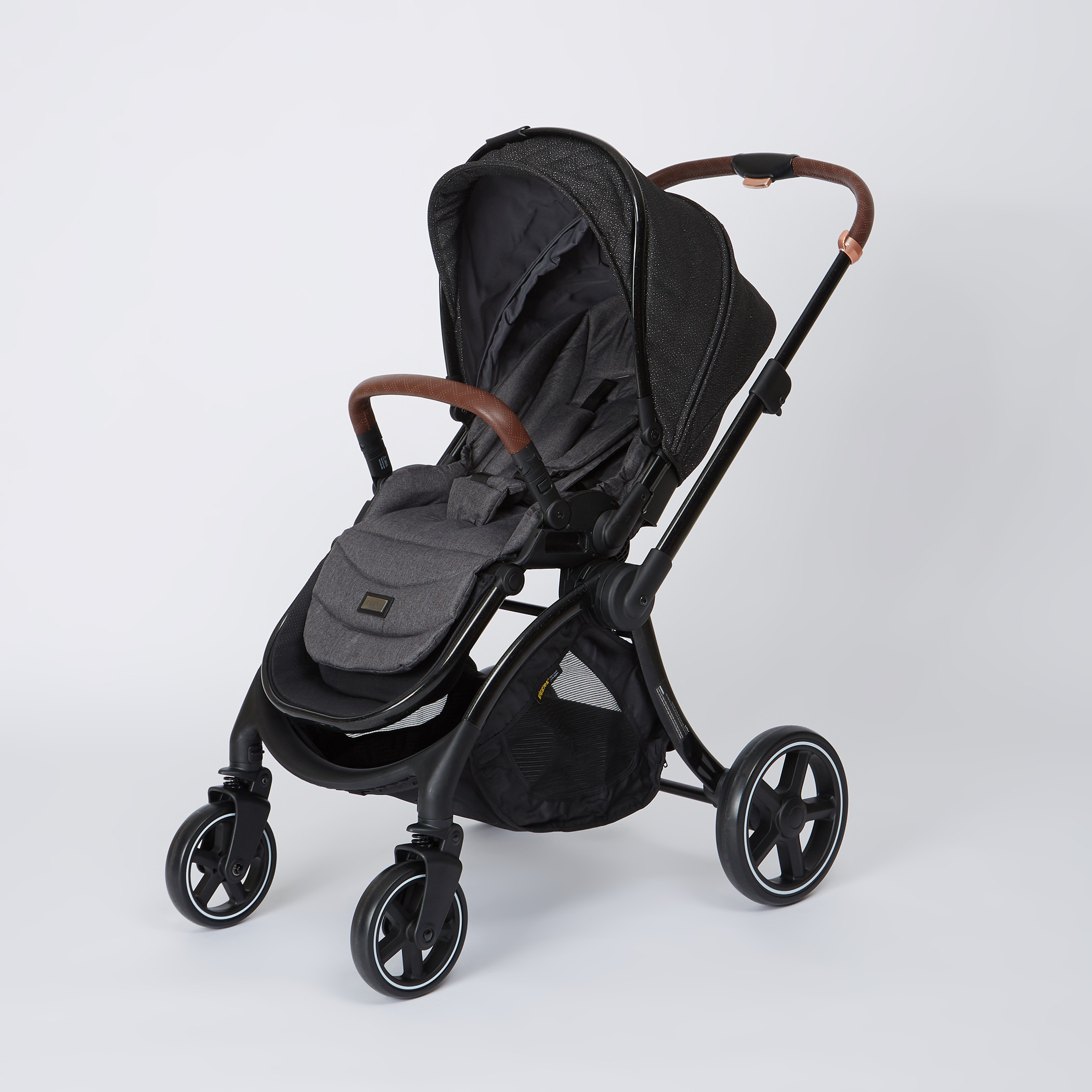 Vogue stroller hot sale monochrome