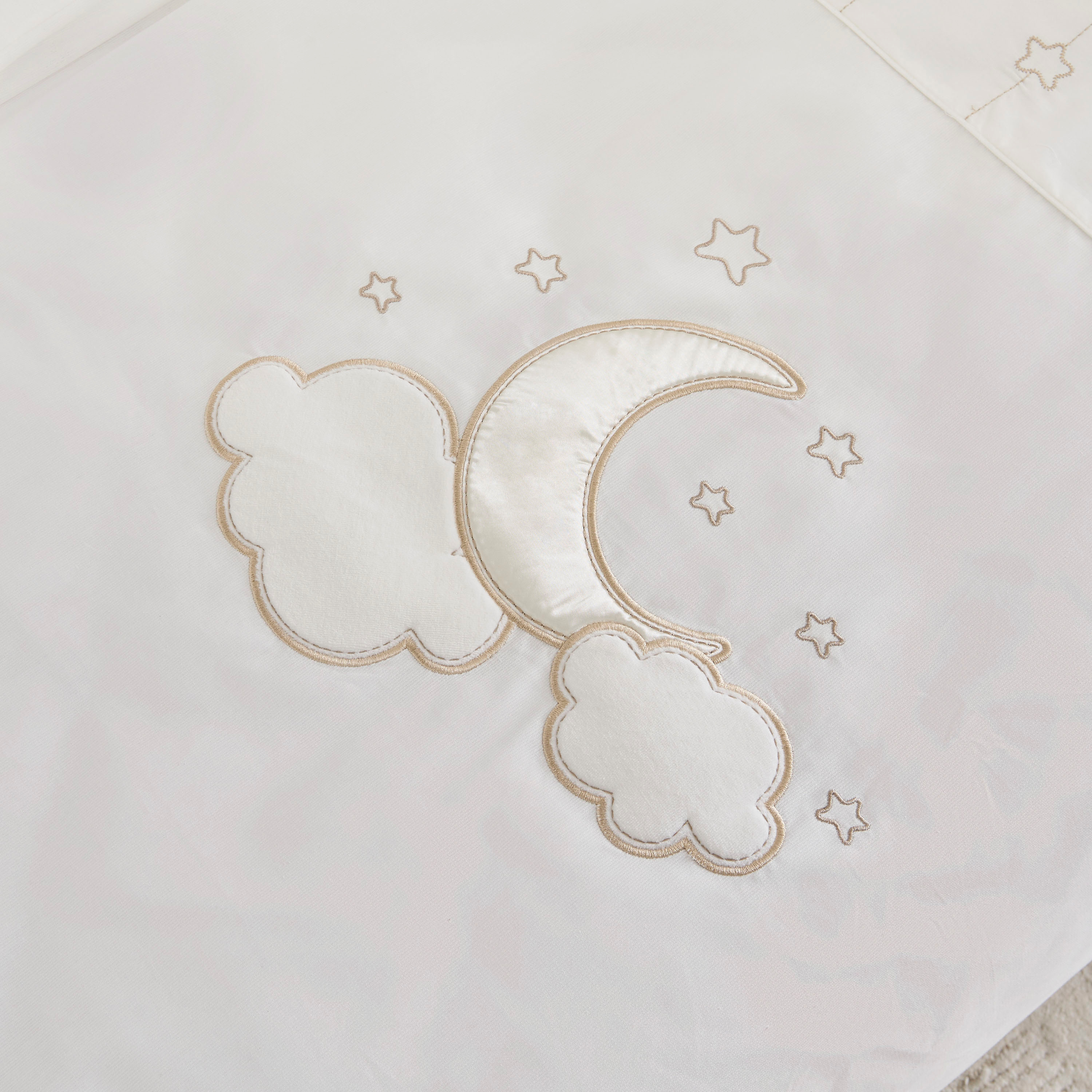 Funnababy 7-Piece Bedding Set with Applique Detail-baby-nursery-babybedding-image-8