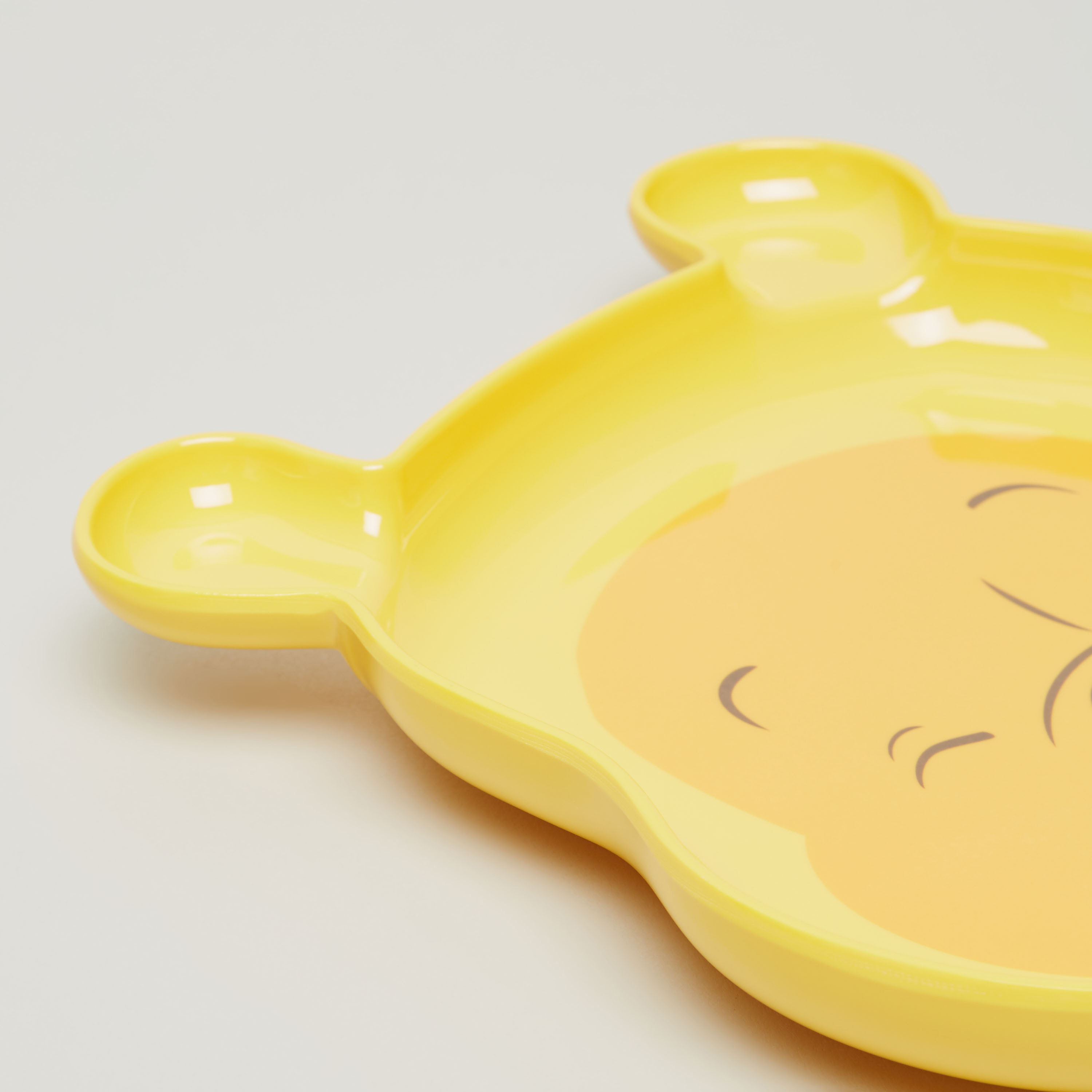 صحن بطبعات ويني ذا بوه من ديزني-baby-feeding-mealtimeessentials-image-2