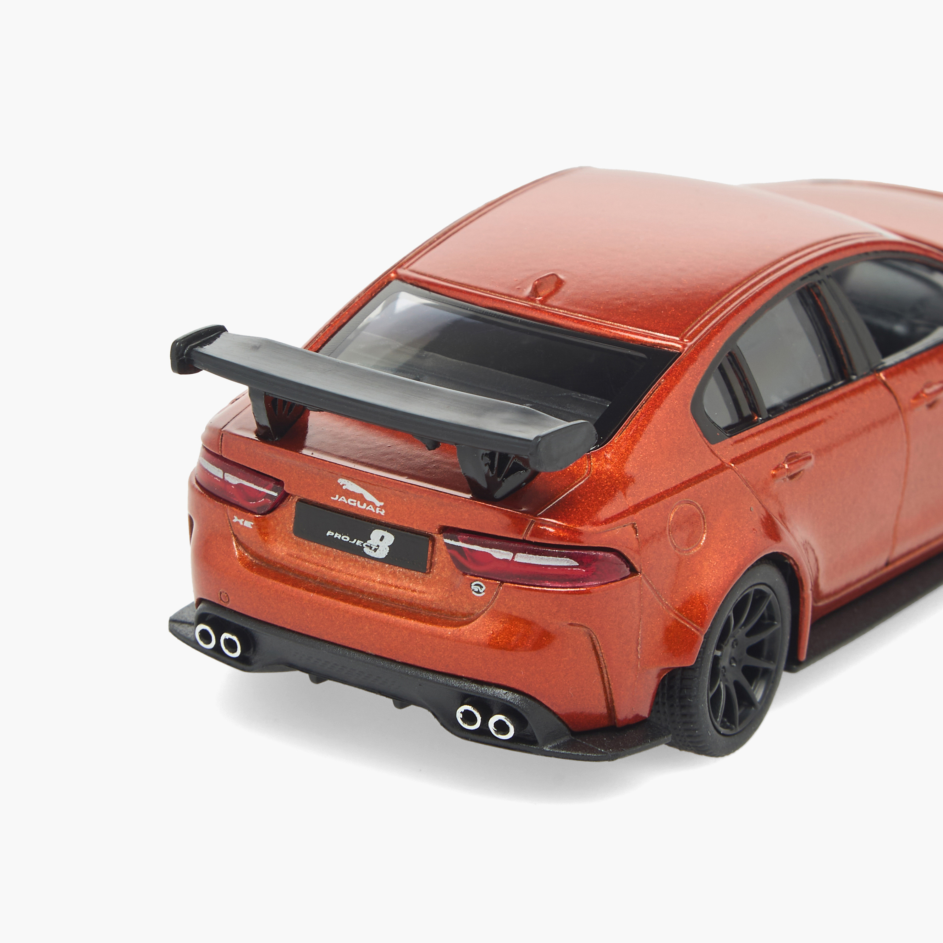 لعبة سيارة 5 جاغوار طراز إكس أس في بروجكت 8 من كينزمارت-toys-playvehicles-cars-image-11