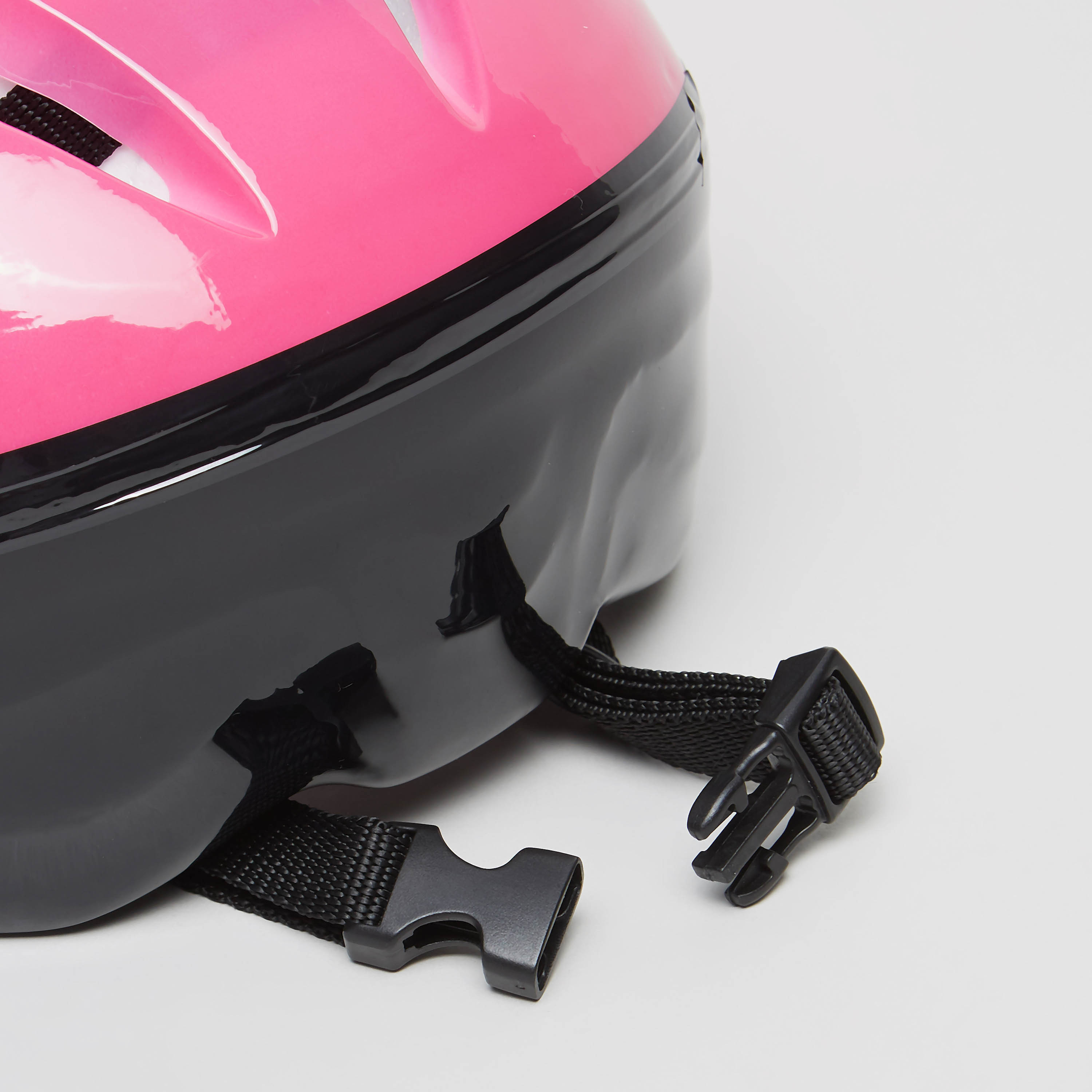 Juniors Helmet with Adjustable Strap and Buckle Closure-toys-outdoor-bikesandrideons-bikesafetyaccessories-image-3