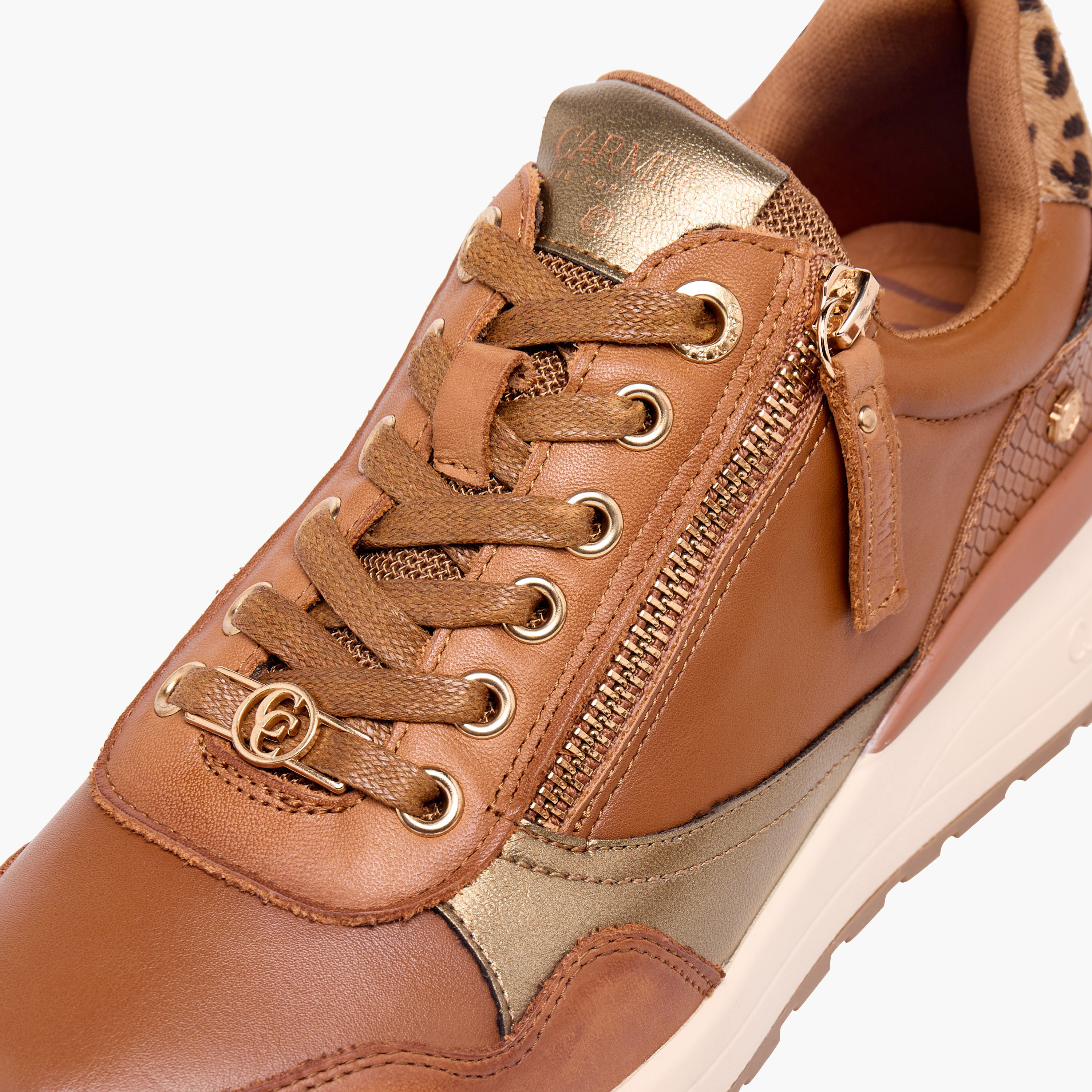 حذاء سنيكرز بقوالب ملونة وطول الكاحل ورباط إغلاق للنساء من كارميلا-women-shoes-sneakers-image-4