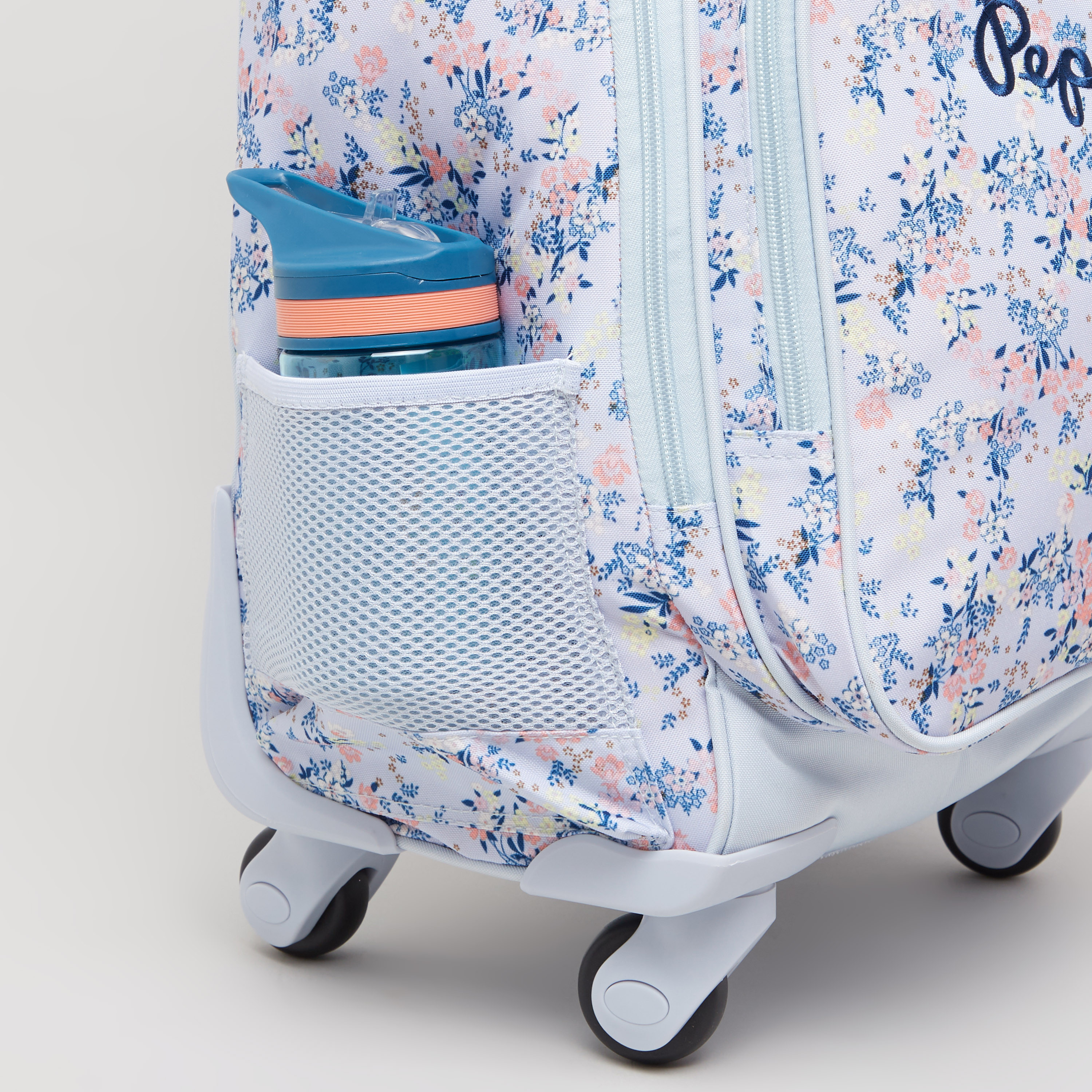 شنطة ترولي بطبعات أزهار من بيبي جينز لندن - 33x44x21 سم-school-bagsandbackpacks-trolleybags-image-3