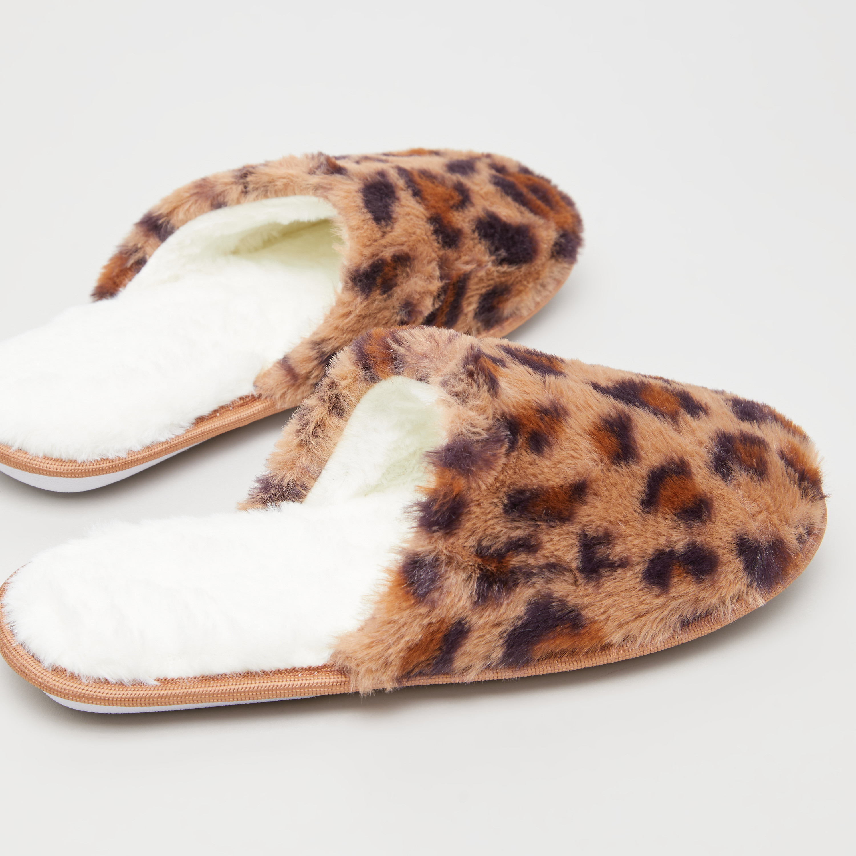 leopard bedroom slippers