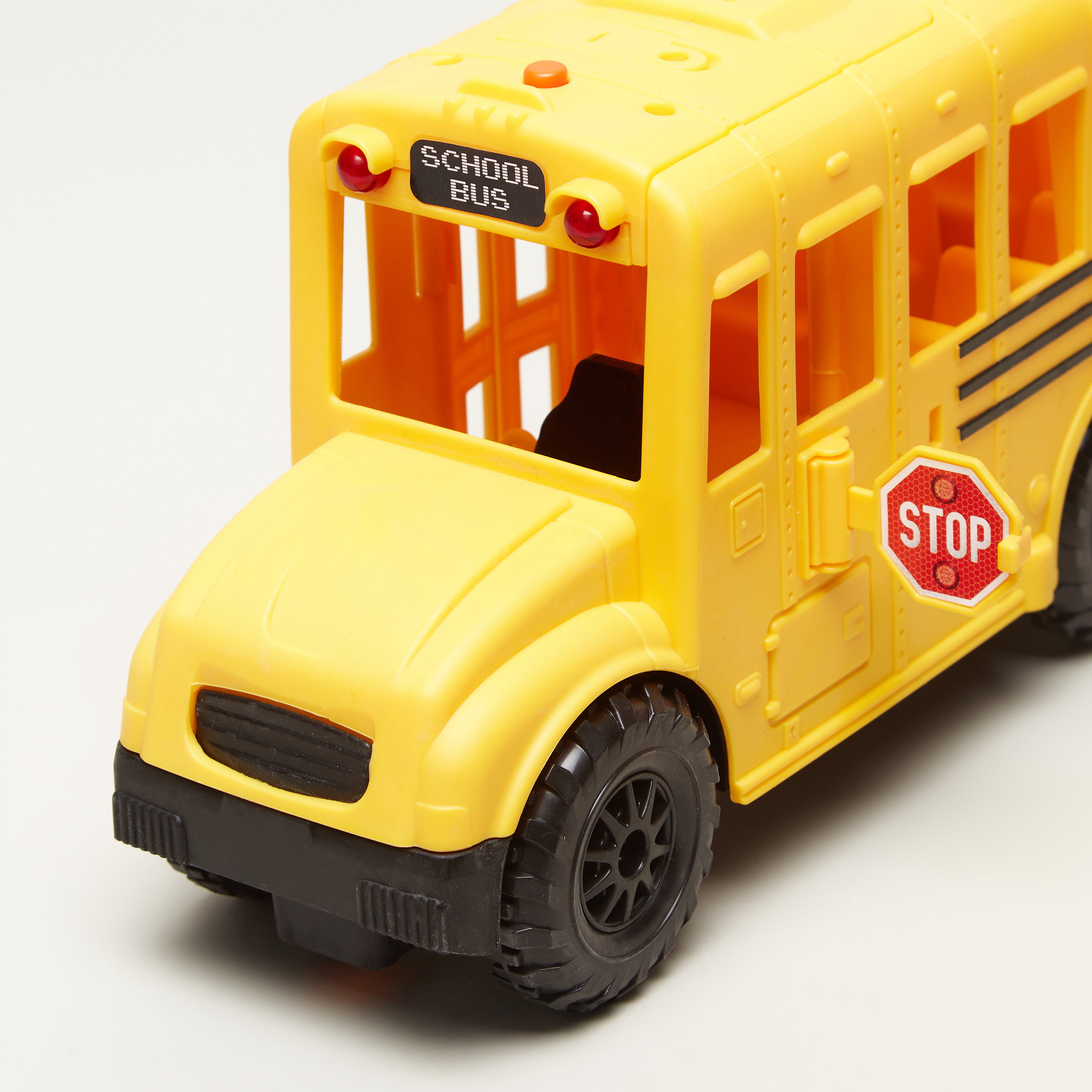 Battery powered ride on hotsell school bus