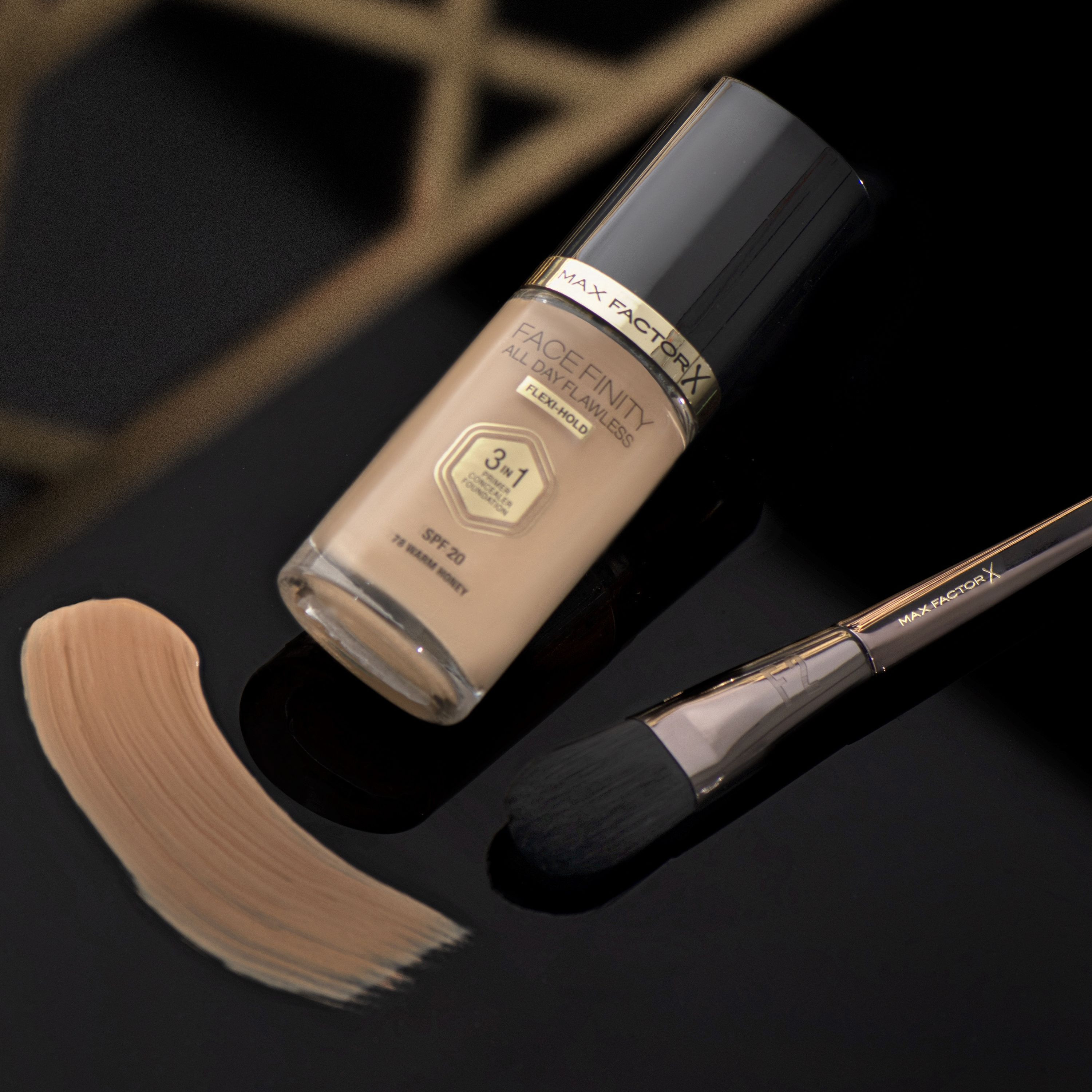 Max Factor Foundation Brush-beautyandpersonalcare-makeup-brushesandaccessories-brushes-image-3