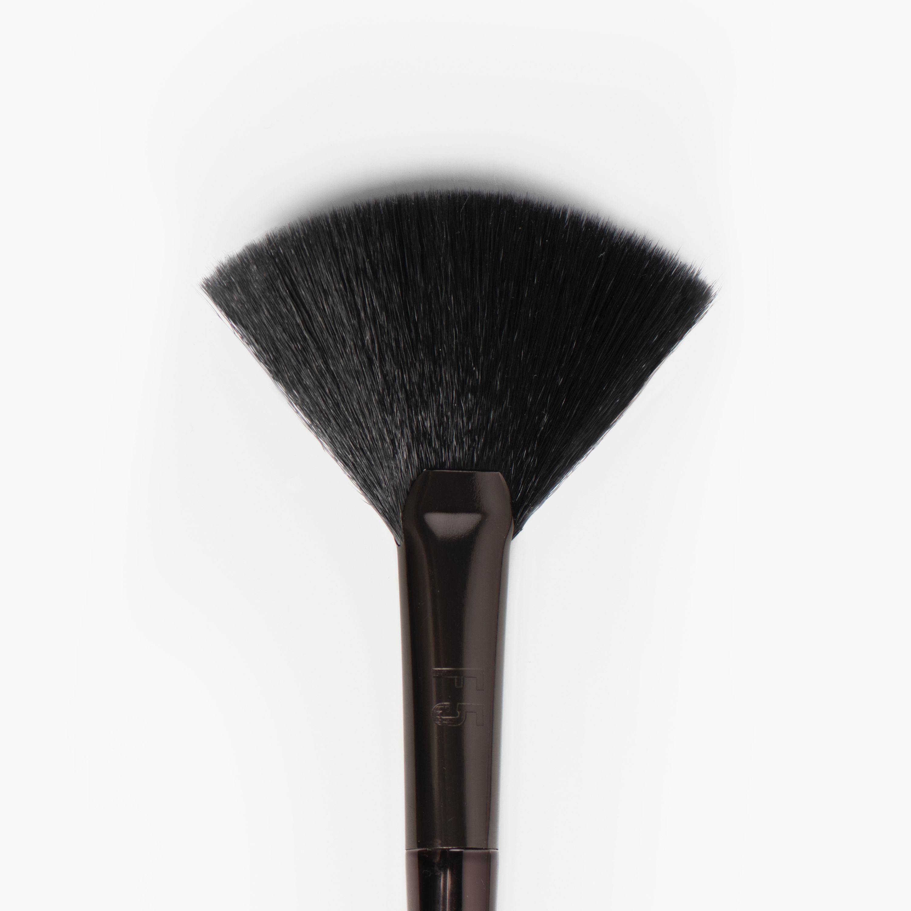 Max Factor Fan Brush-beautyandpersonalcare-makeup-brushesandaccessories-brushes-image-3