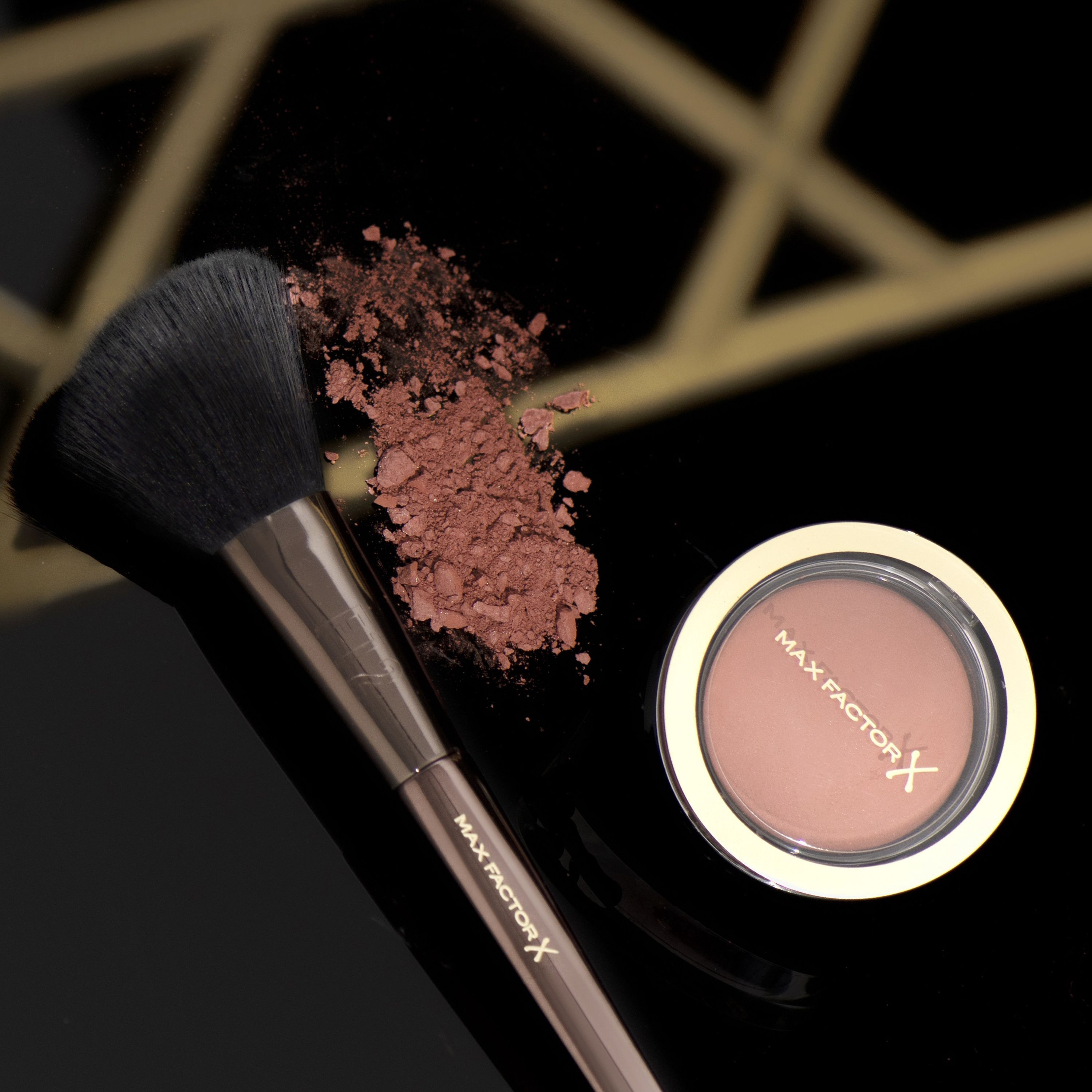 Max Factor Powder Brush-beautyandpersonalcare-makeup-brushesandaccessories-brushes-image-5