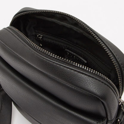 Duchini Messenger Bag with Adjustable Strap and Zip Closure