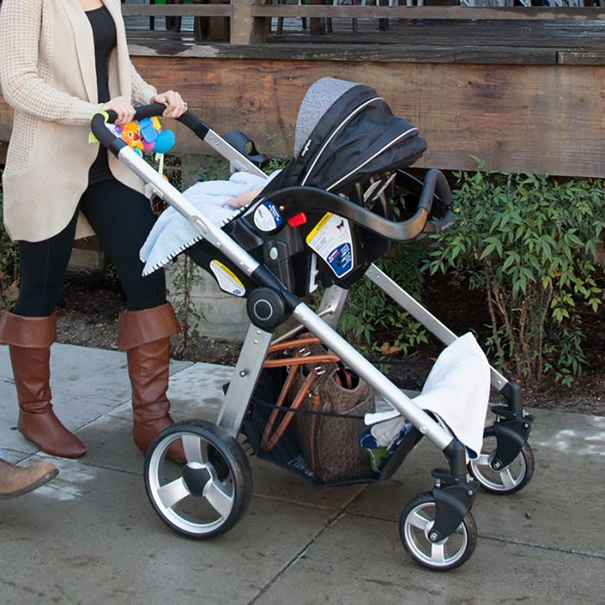 Baby Trend Golite Snap Fit Sprout Travel System