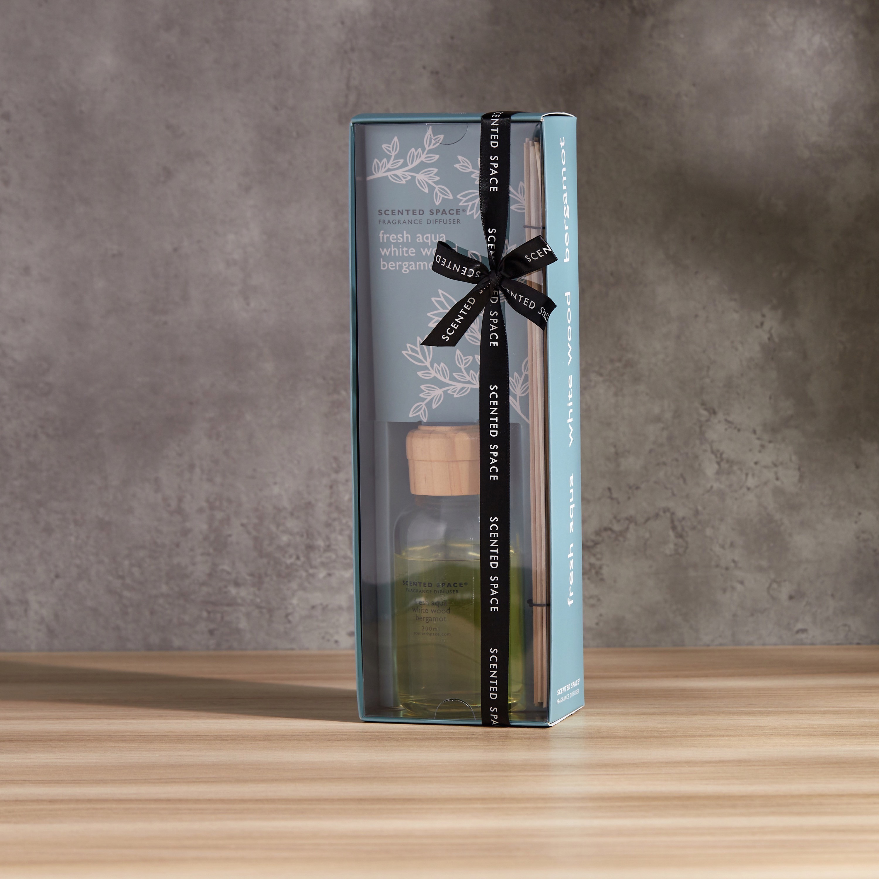 Scented Space Fragrance Reed Diffuser - 200 ml-household-homefragrance-reeddiffusers-image-2