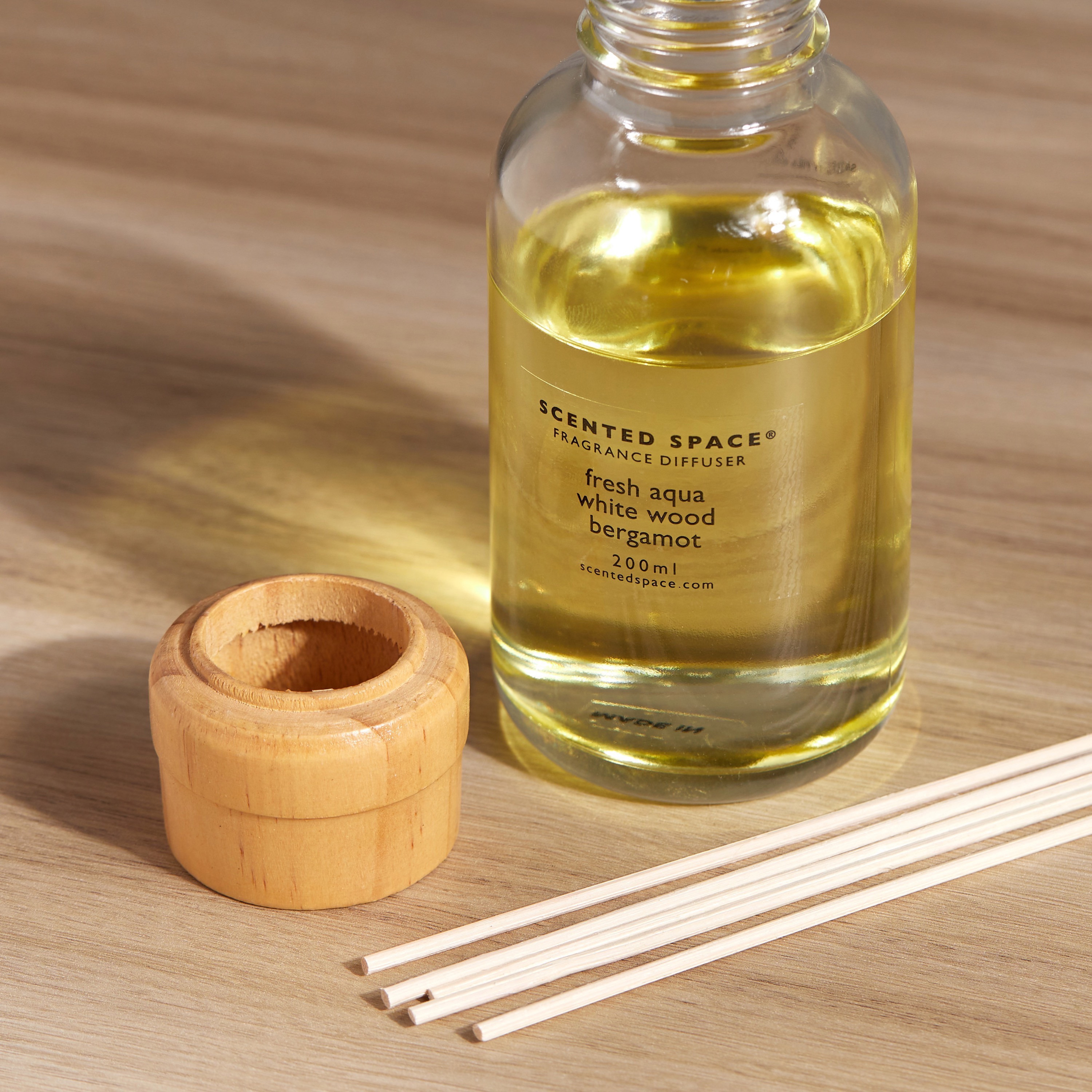 Scented Space Fragrance Reed Diffuser - 200 ml-household-homefragrance-reeddiffusers-image-3