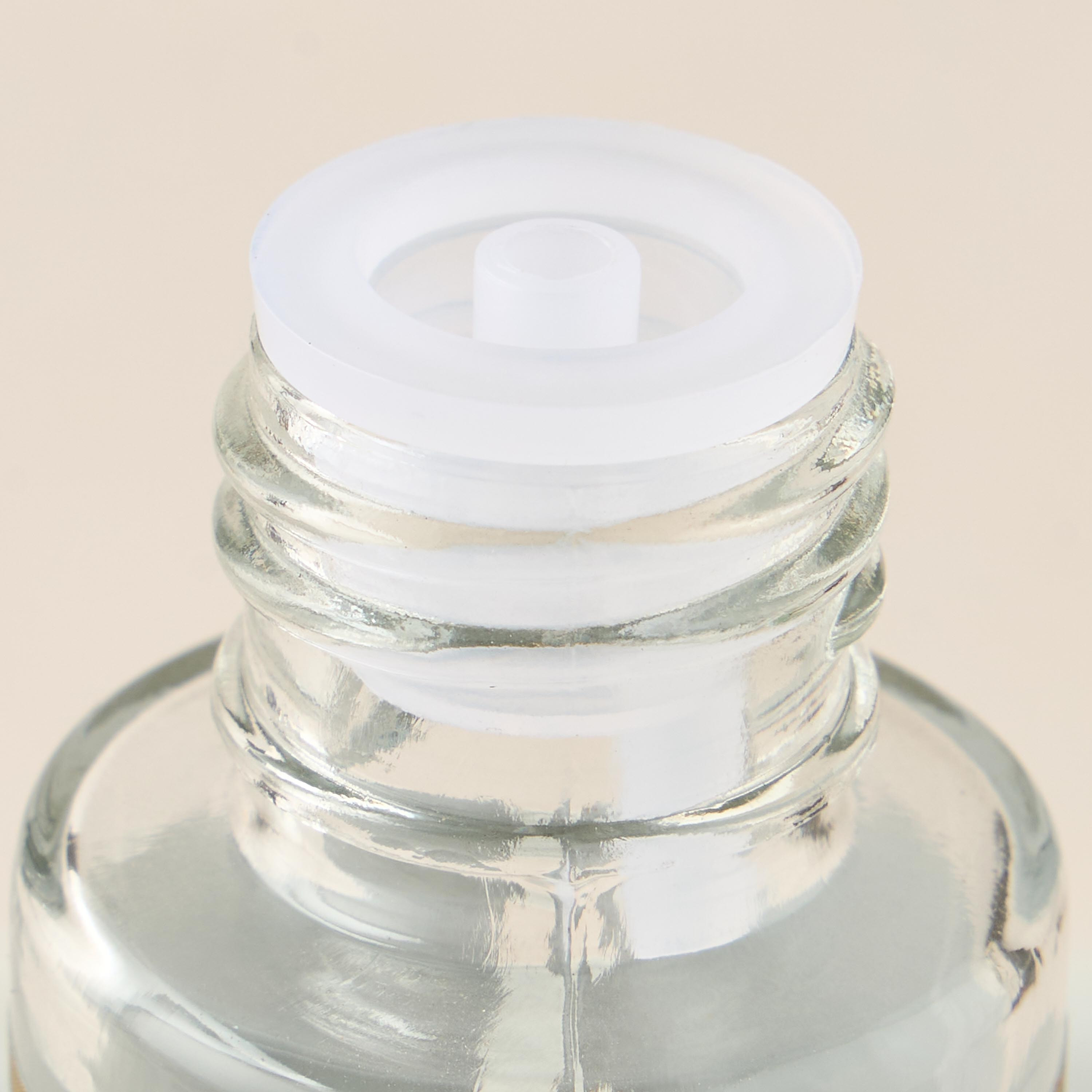 زيت عطري برائحة الفانيليا والخوخ من أدور - 30 مل-household-homefragrance-fragranceoilsandessence-image-4