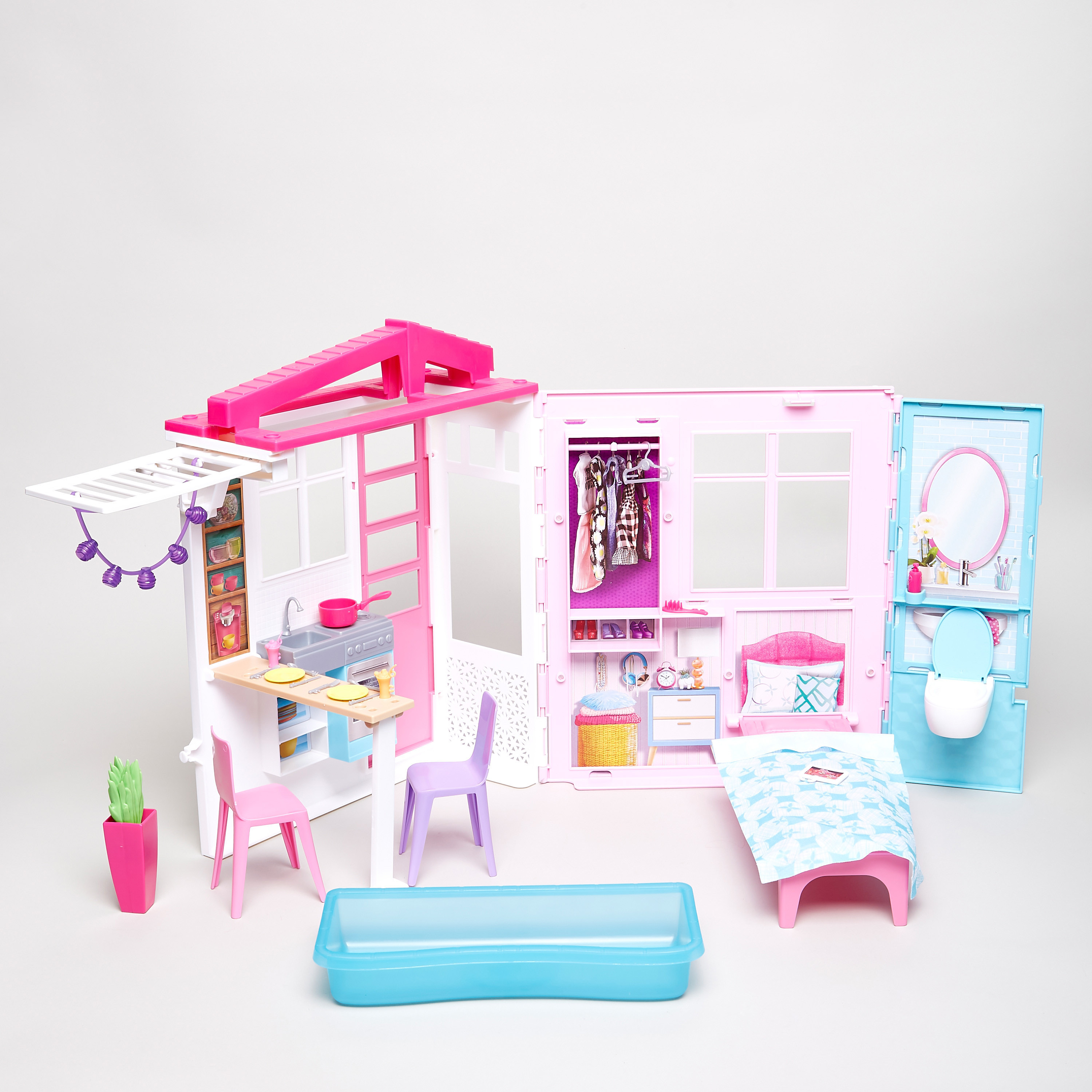 Barbie playhouse cheap furniture