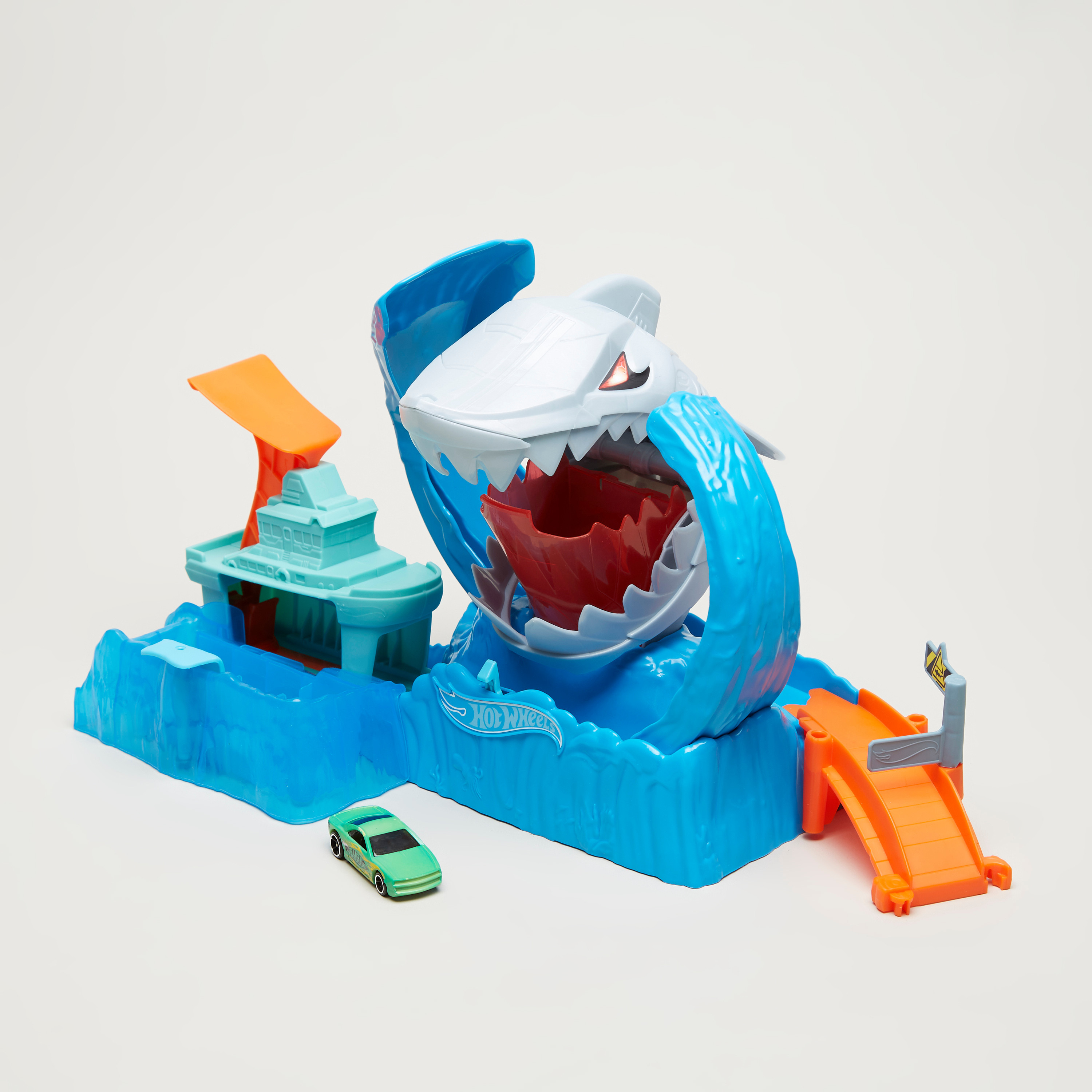 hot wheels robo shark frenzy playset