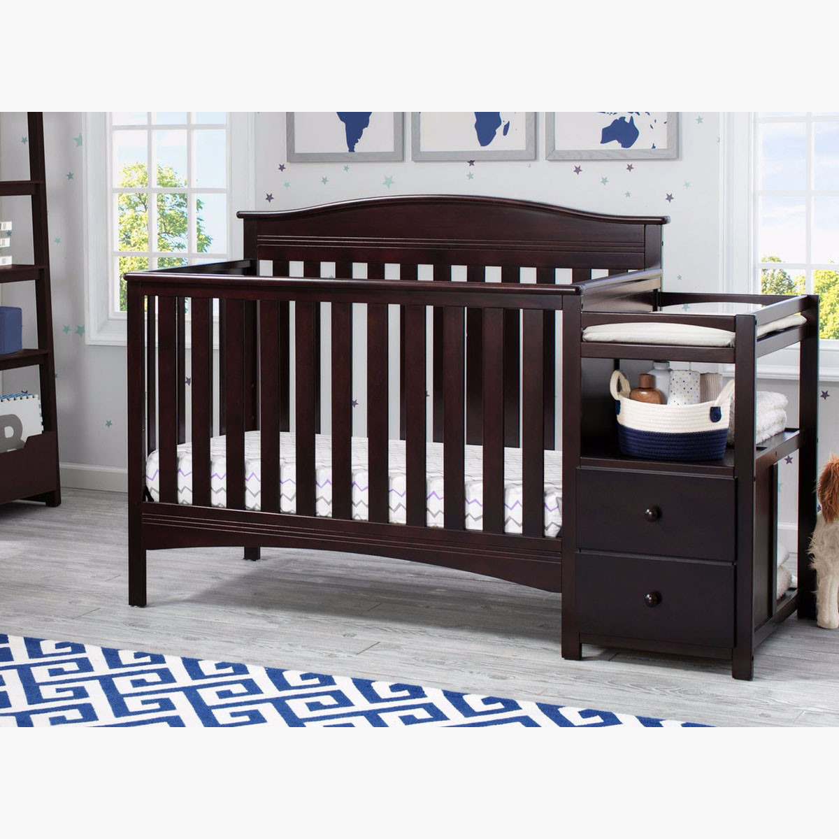 Delta 3 in 1 crib with changing table best sale