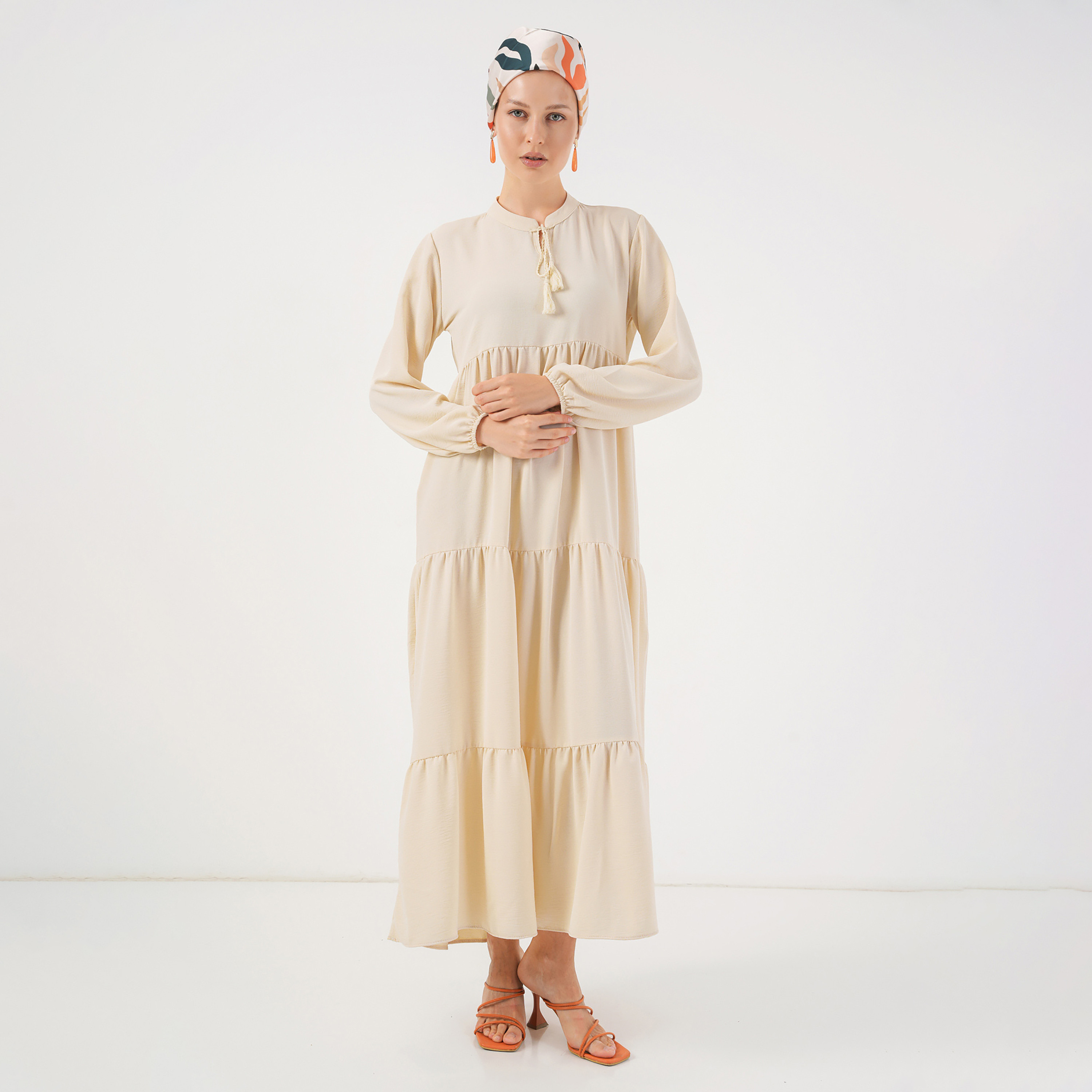 فستان ماكسي نسائي بطبقات وياقة برباط من بيجدارت-women-clothing-dresses-image-5