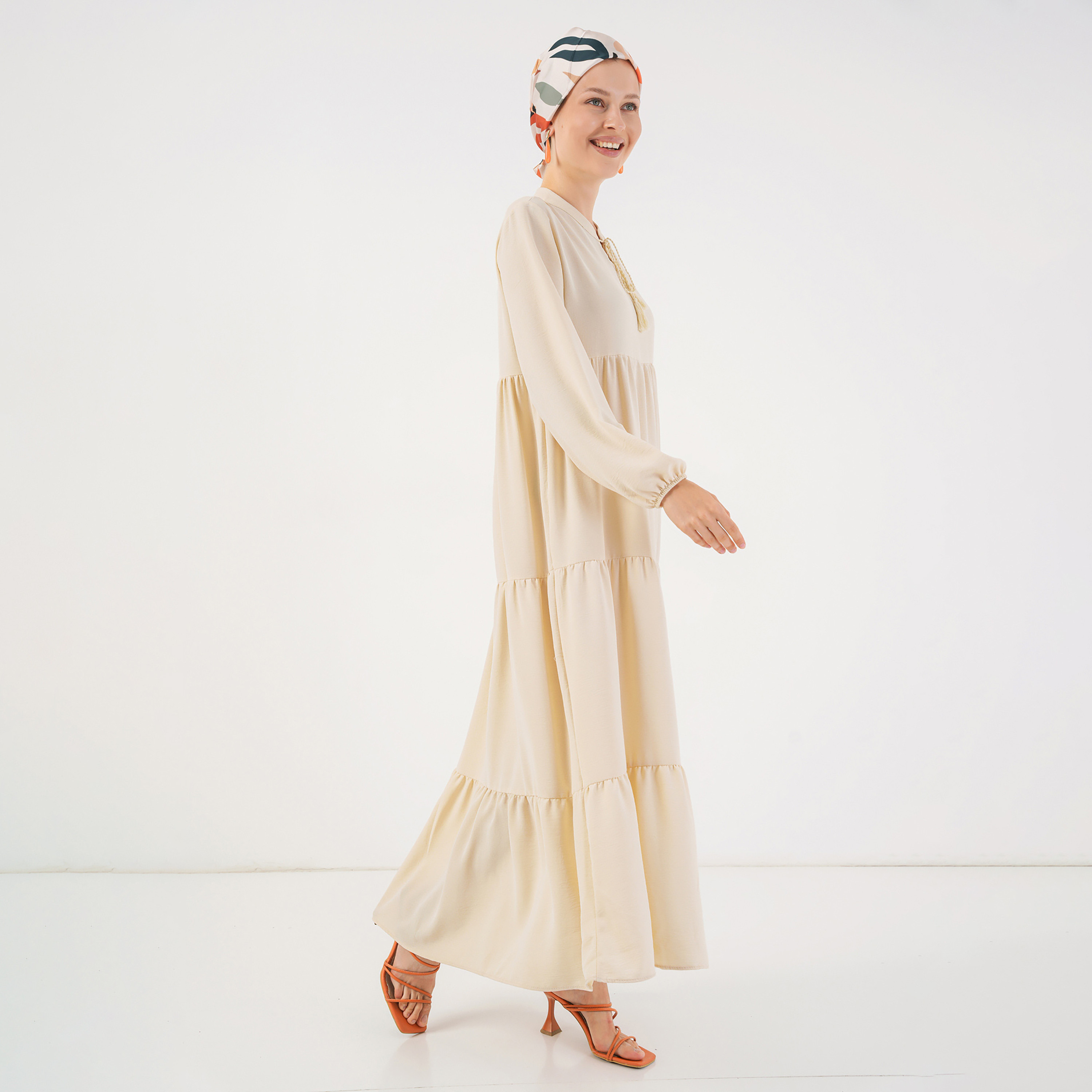 فستان ماكسي نسائي بطبقات وياقة برباط من بيجدارت-women-clothing-dresses-image-6