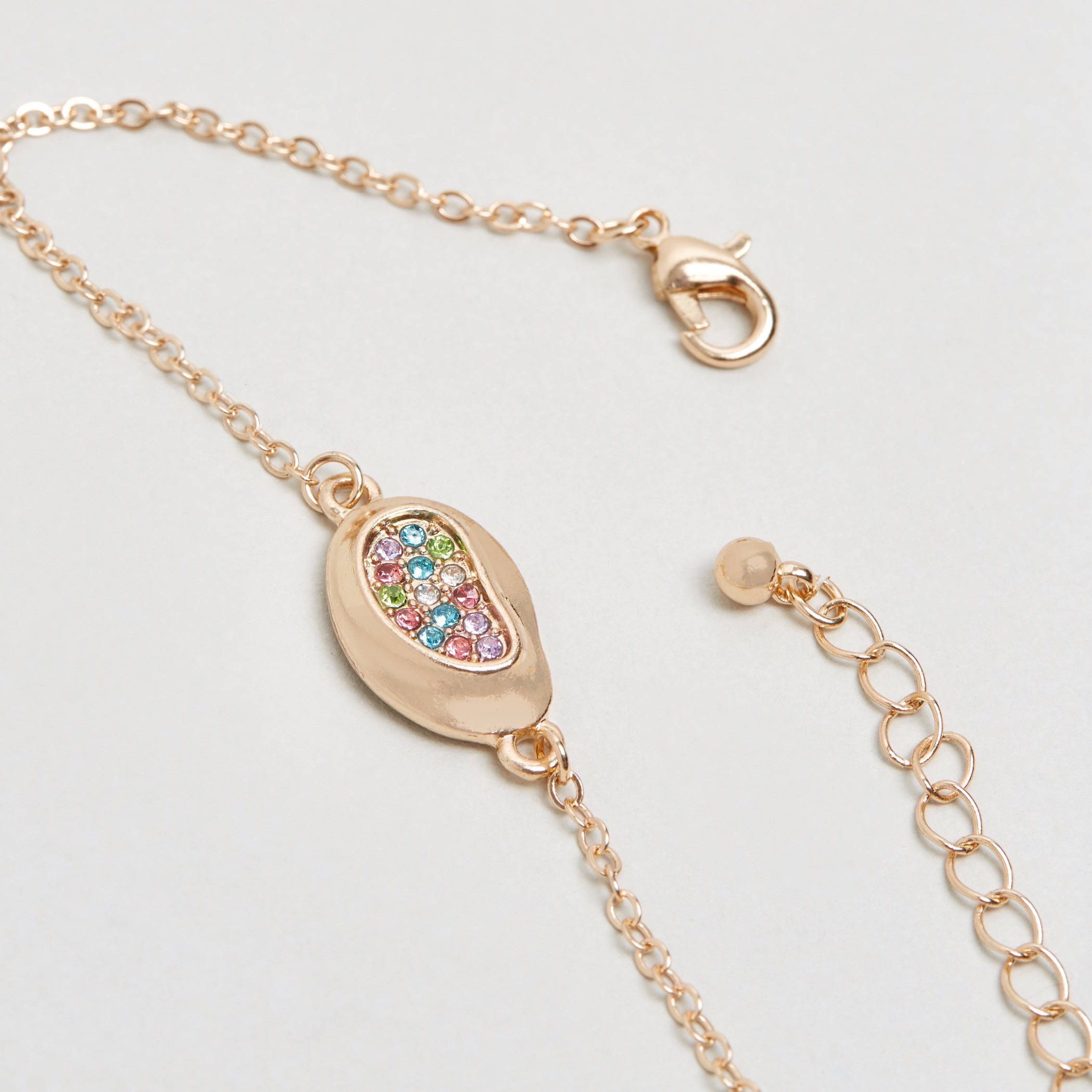 طقم عقد بدلّاية مزينة بالخرز وحلق متدلي وأسورة-women-watchesandjewellery-jewellery-jewellerysets-image-2