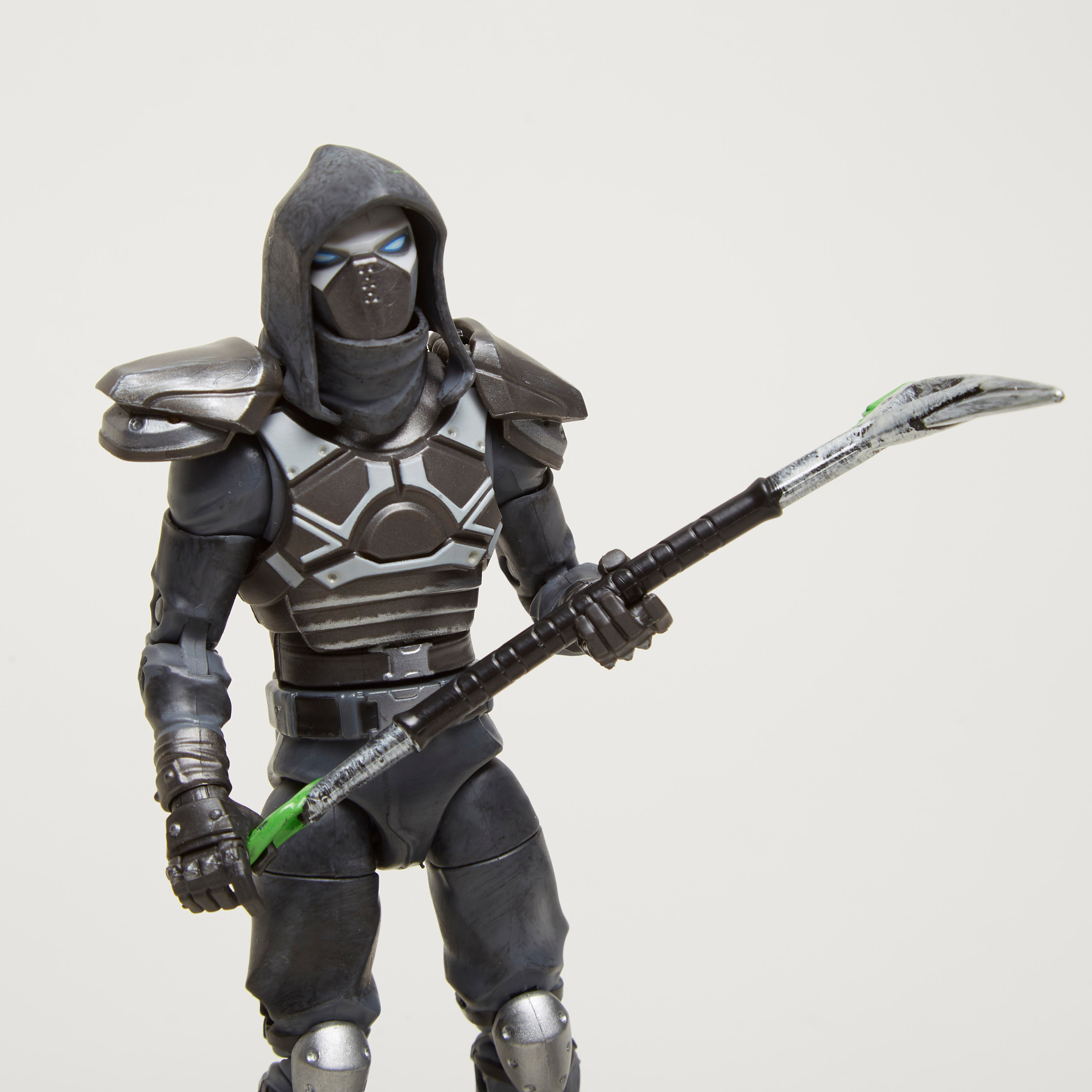 FORTNITE ENFORCER フィギュア　legendary Amazon.com: Fortnite 6