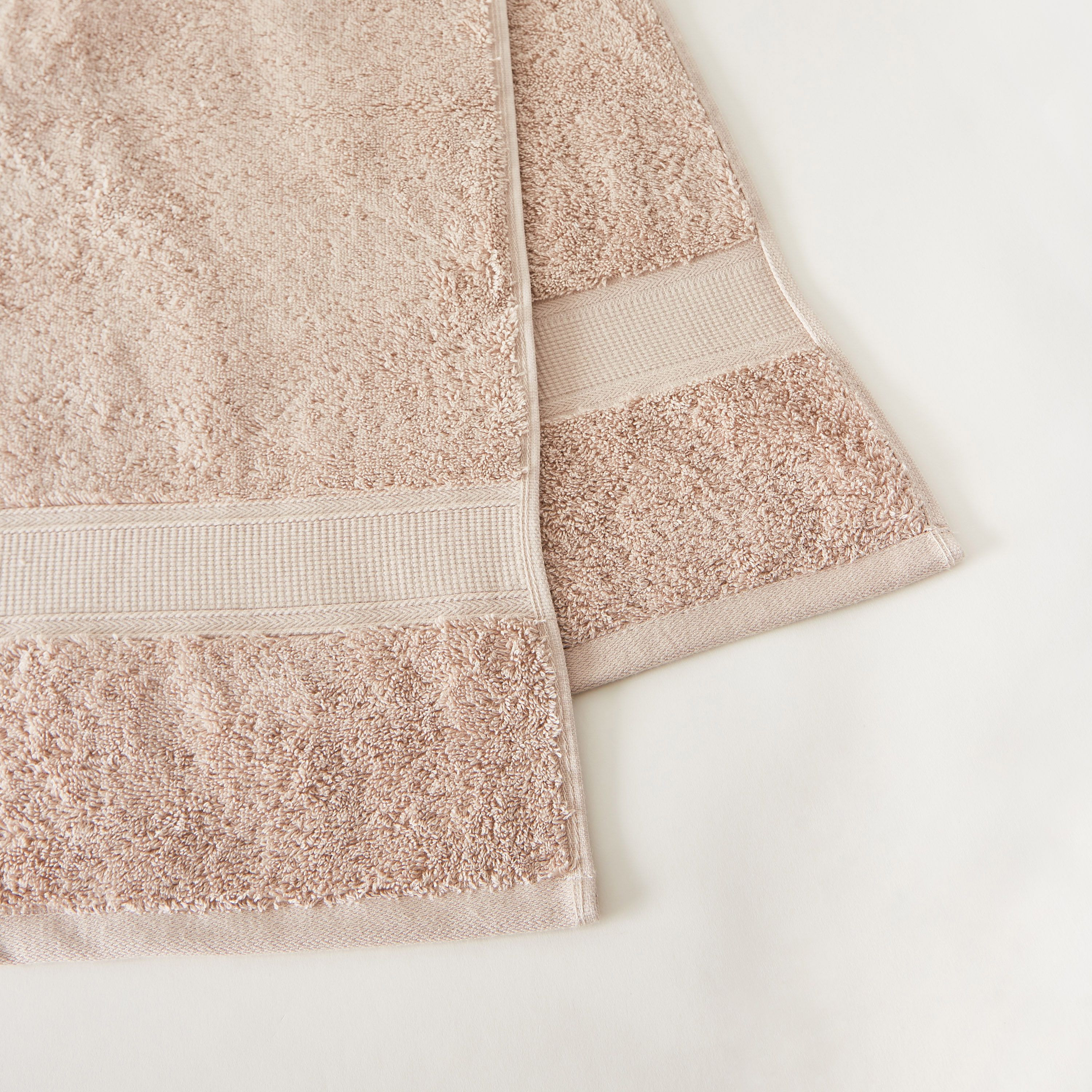 Egyptian Bath Towel - 140x70 cms-household-bathandlaundry-bathlinen-towels-image-3