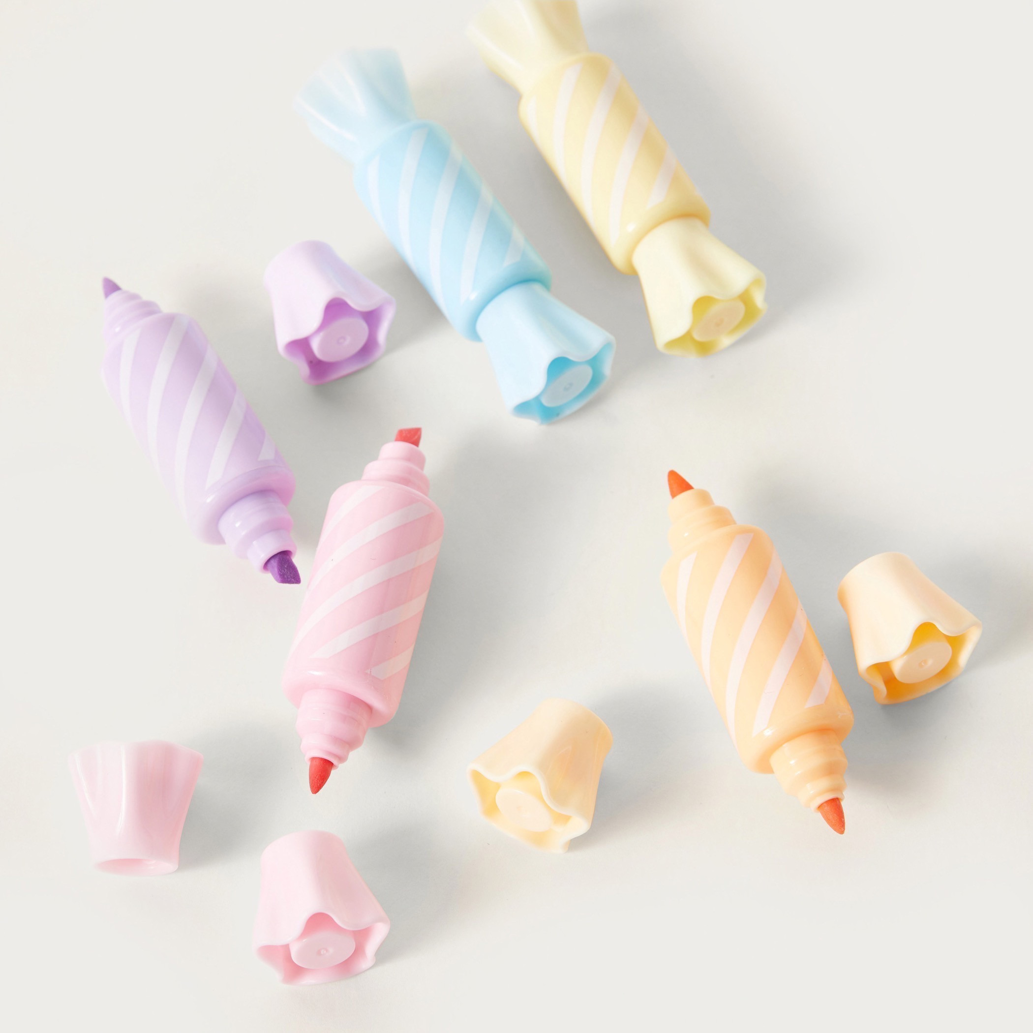 قلم هايلايتر مزدوج من جلوو - طقم من 6-school-stationery-pensandpencils-image-4