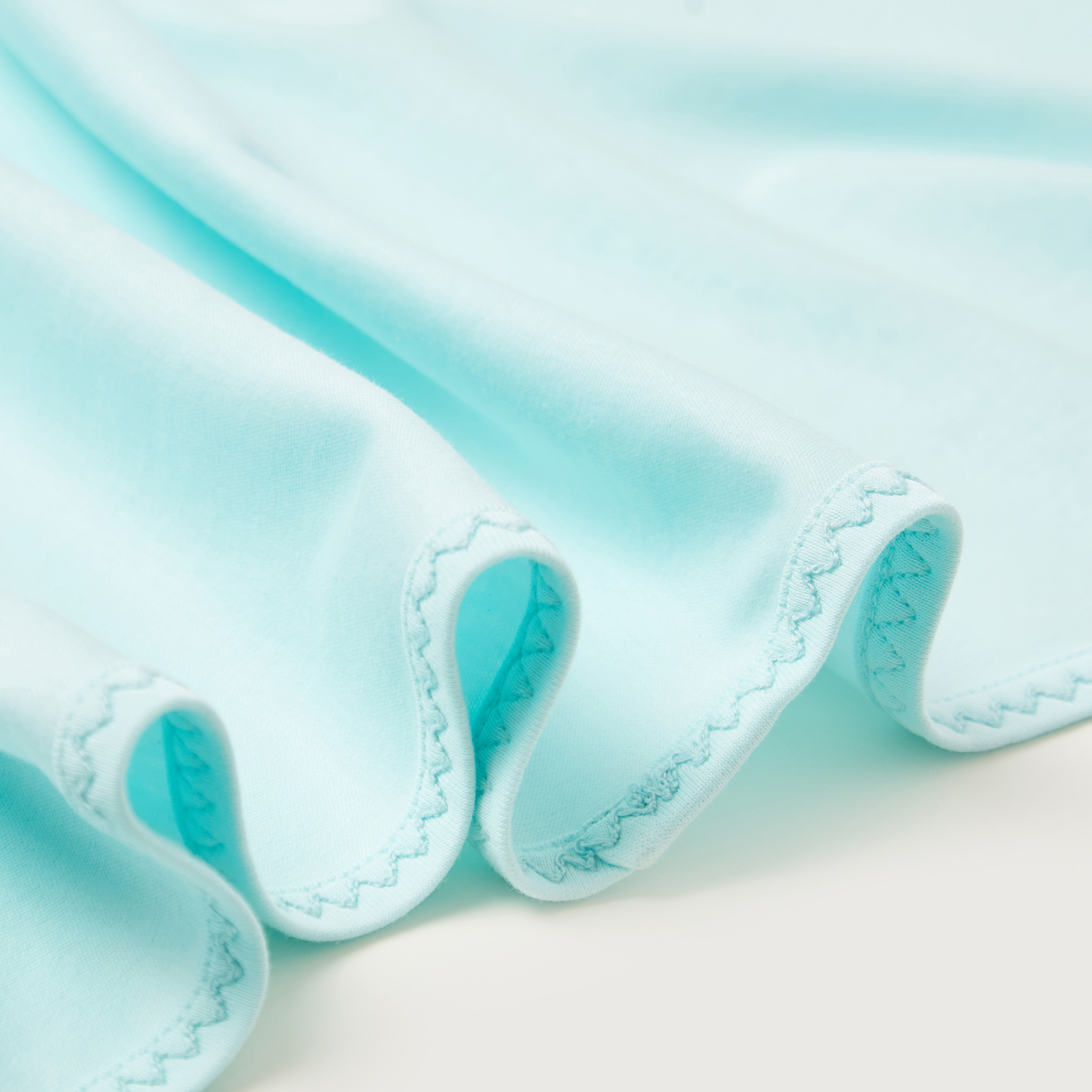 Giggles Solid Receiving Blanket with Hood - 80x80 cms-baby-nursery-blanketsandswaddles-receivingblankets-image-4