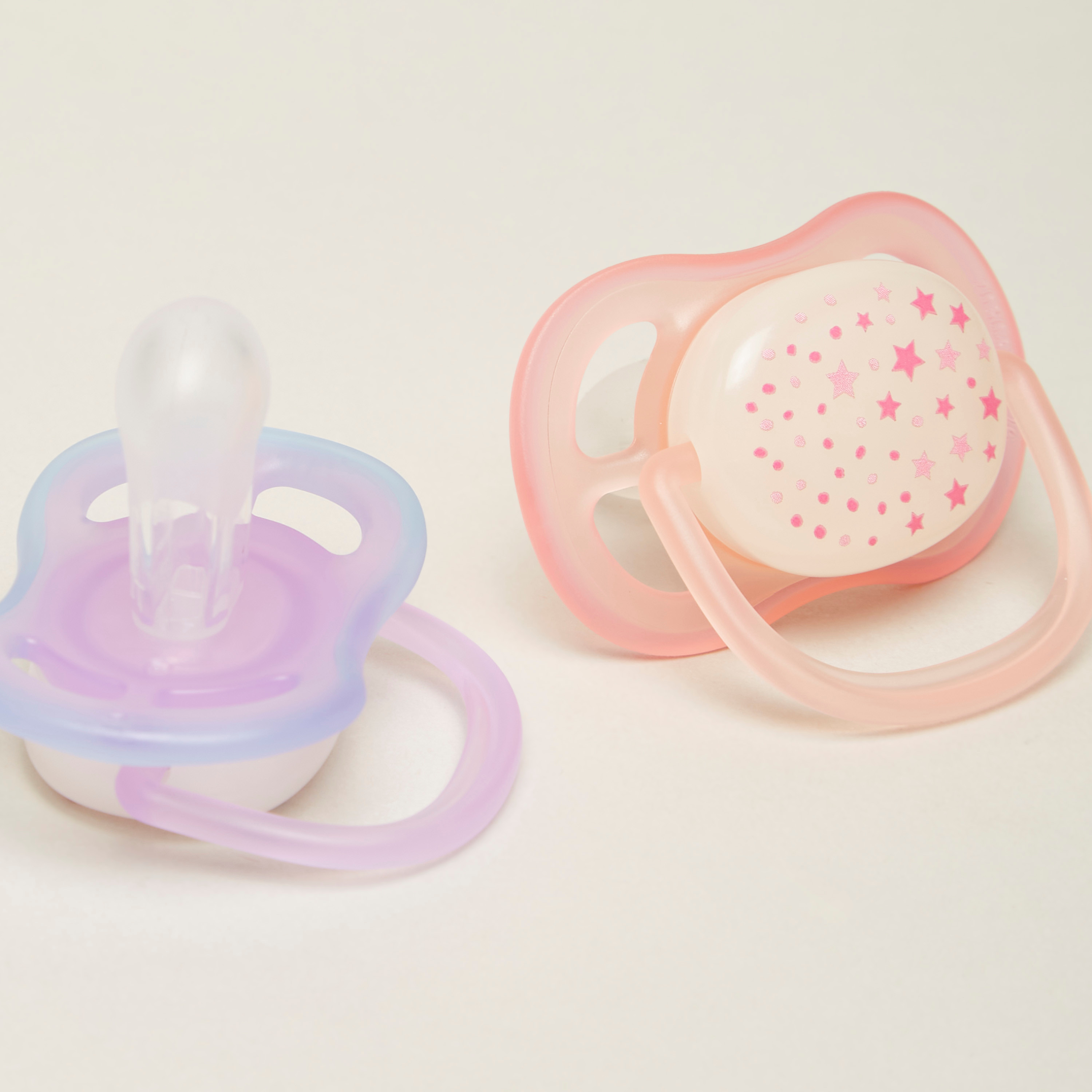 لهّاية ألترا أير نايت من فيليبس أفنت - طقم من قطعتين-baby-feeding-pacifiers-image-4