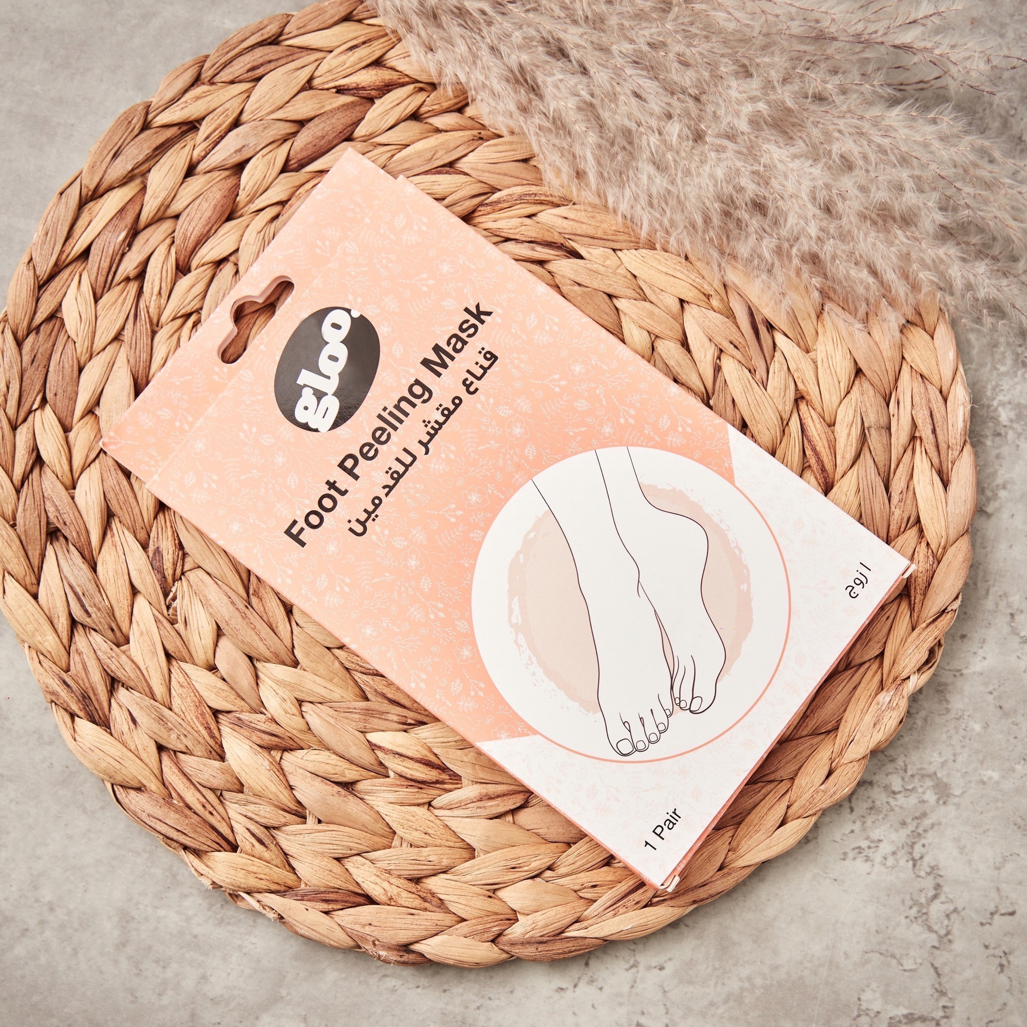 Foot Peeling Mask-beautyandpersonalcare-bathandbody-handsandfeet-image-1