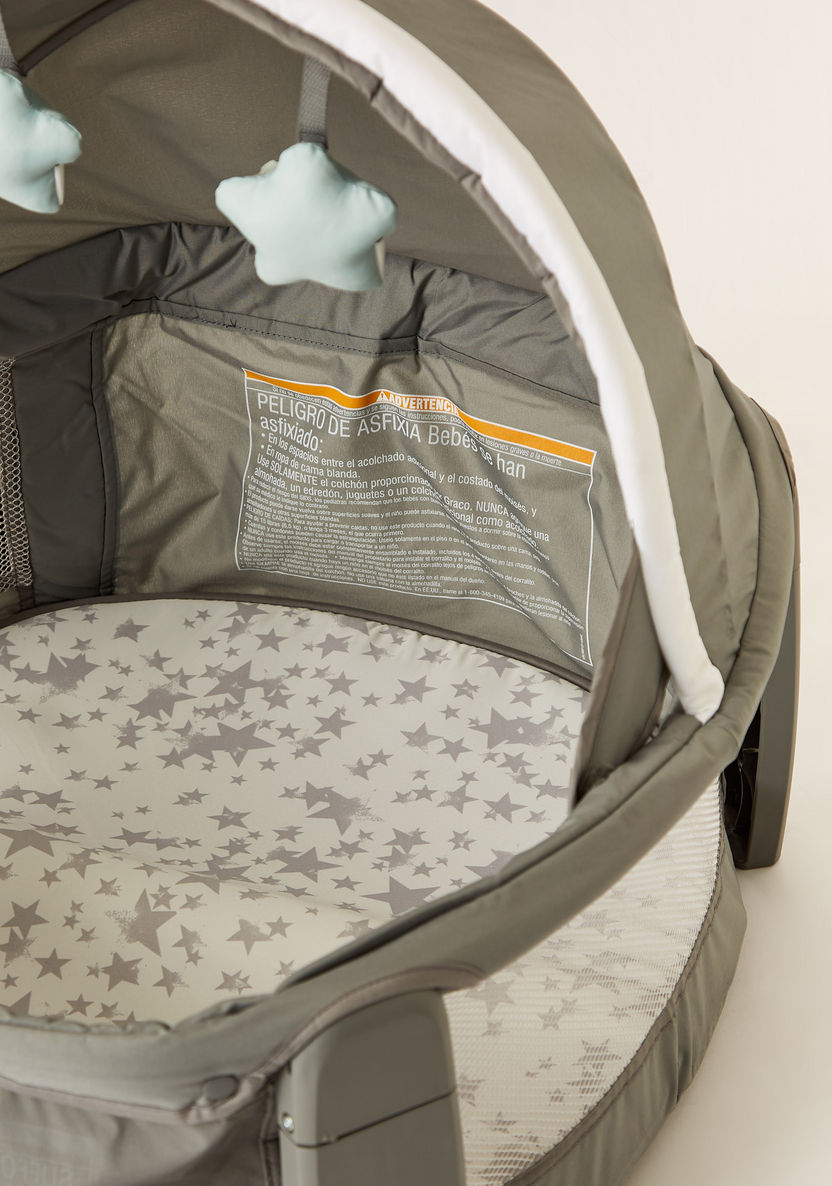 Graco Grey Convertible Travel Dome Playard Cum Bassinet with Wheels (Upto 3 months)-Travel Cots-image-1