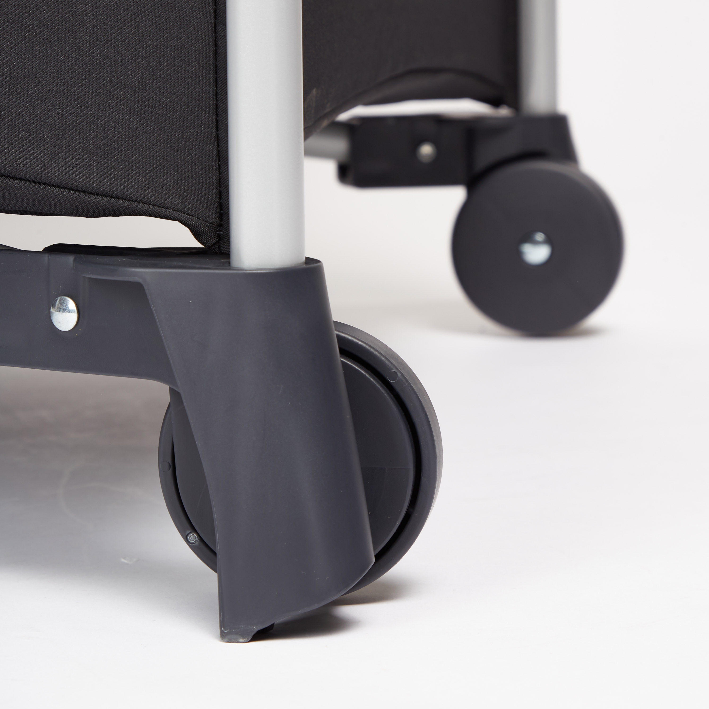 Joie Allura 120 Travel Cot-baby-nursery-furniture-cribsandbeds-travelcots-image-4