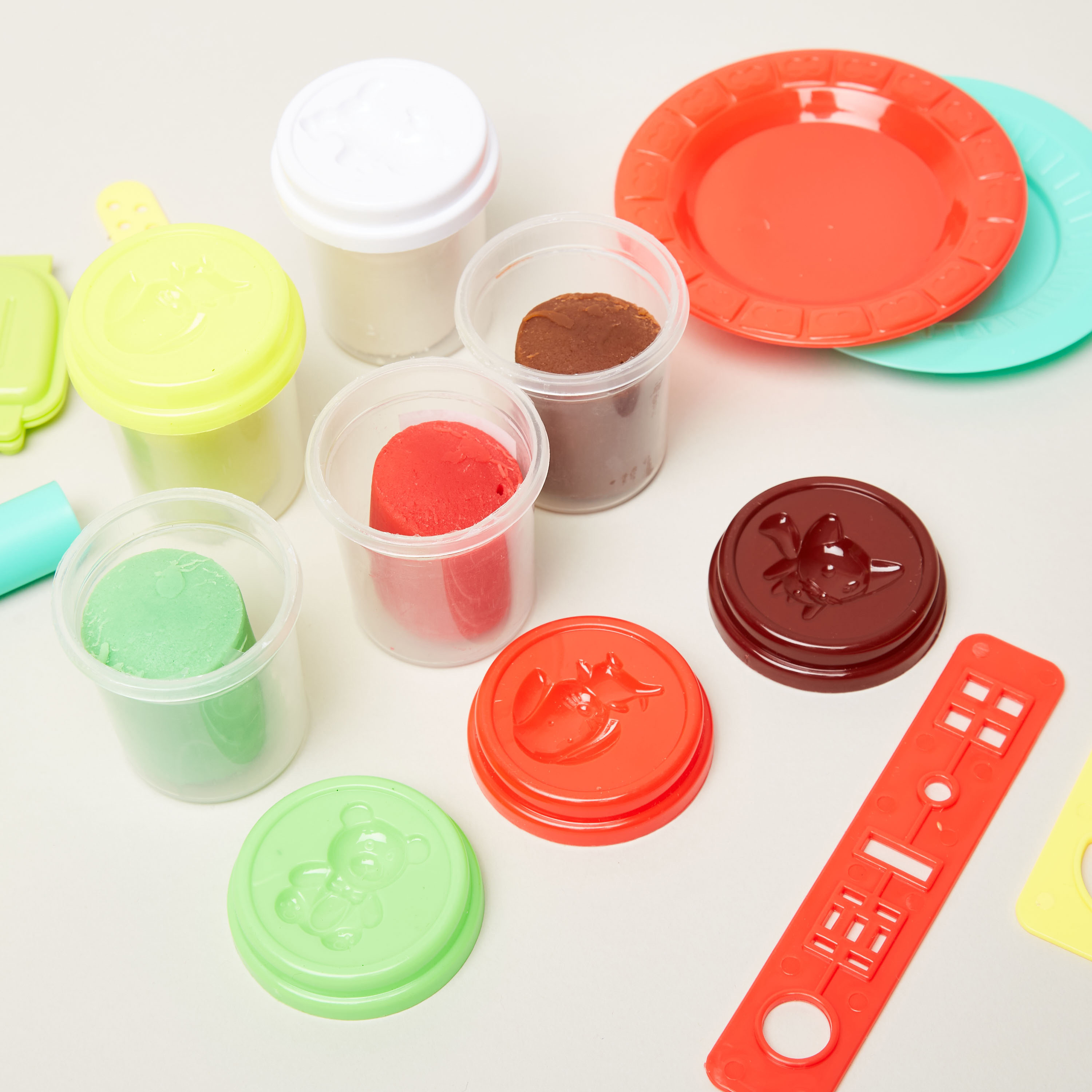 مجموعة المطعم الغربي اللذيذ YIQIS-toys-educational-doughtoys-image-5