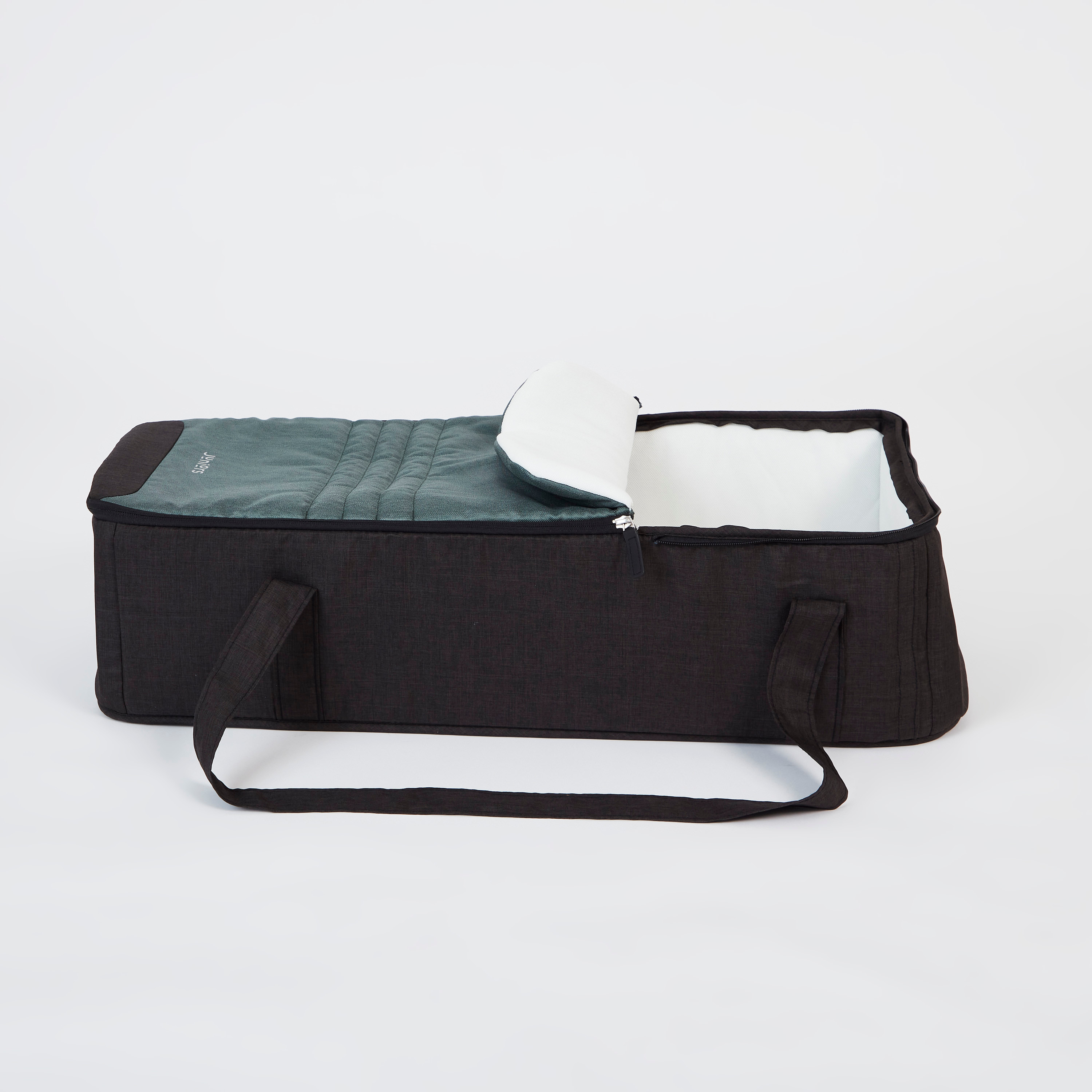 Juniors Jamie Carry Cot with Zip Closure-baby-gear-carrycots-image-5
