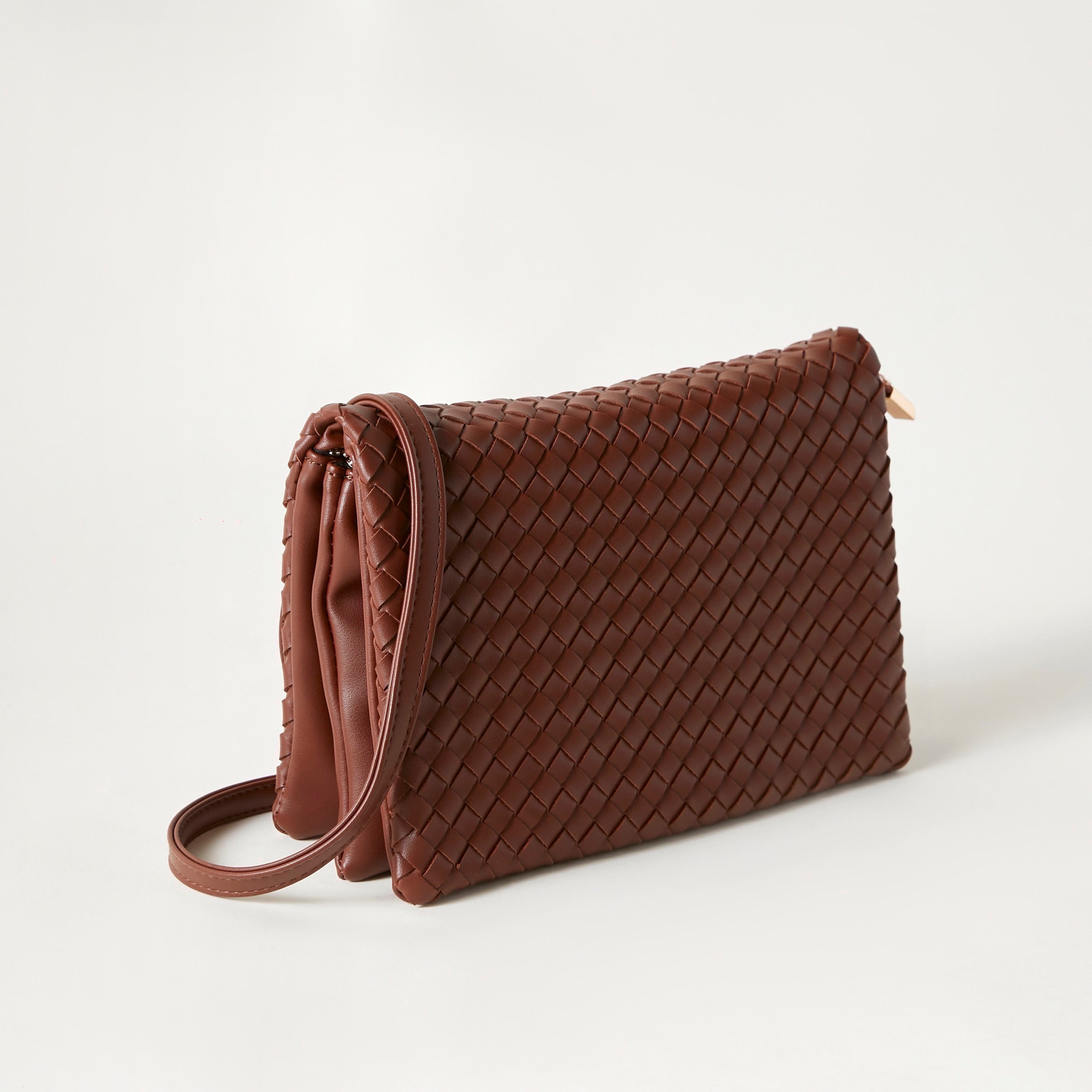 شنطة باغيت منسوجة على شكل سلة مع حمالة كتف-women-bagsandwallets-handbags-image-3