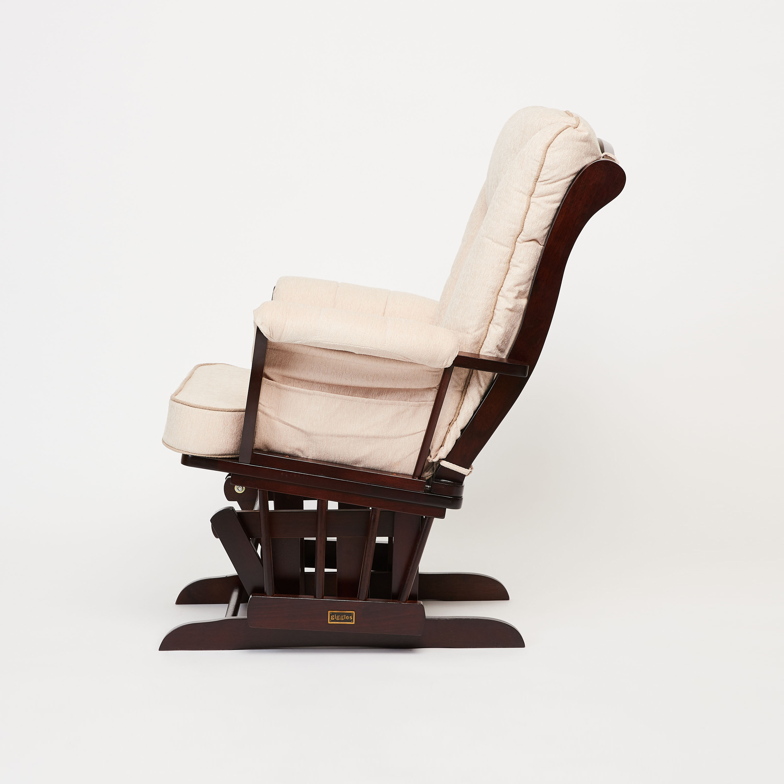 كرسي متأرجح مع مسند قدم من جيجلز  إلينجتون-baby-nursery-furniture-rockingchairs-image-8