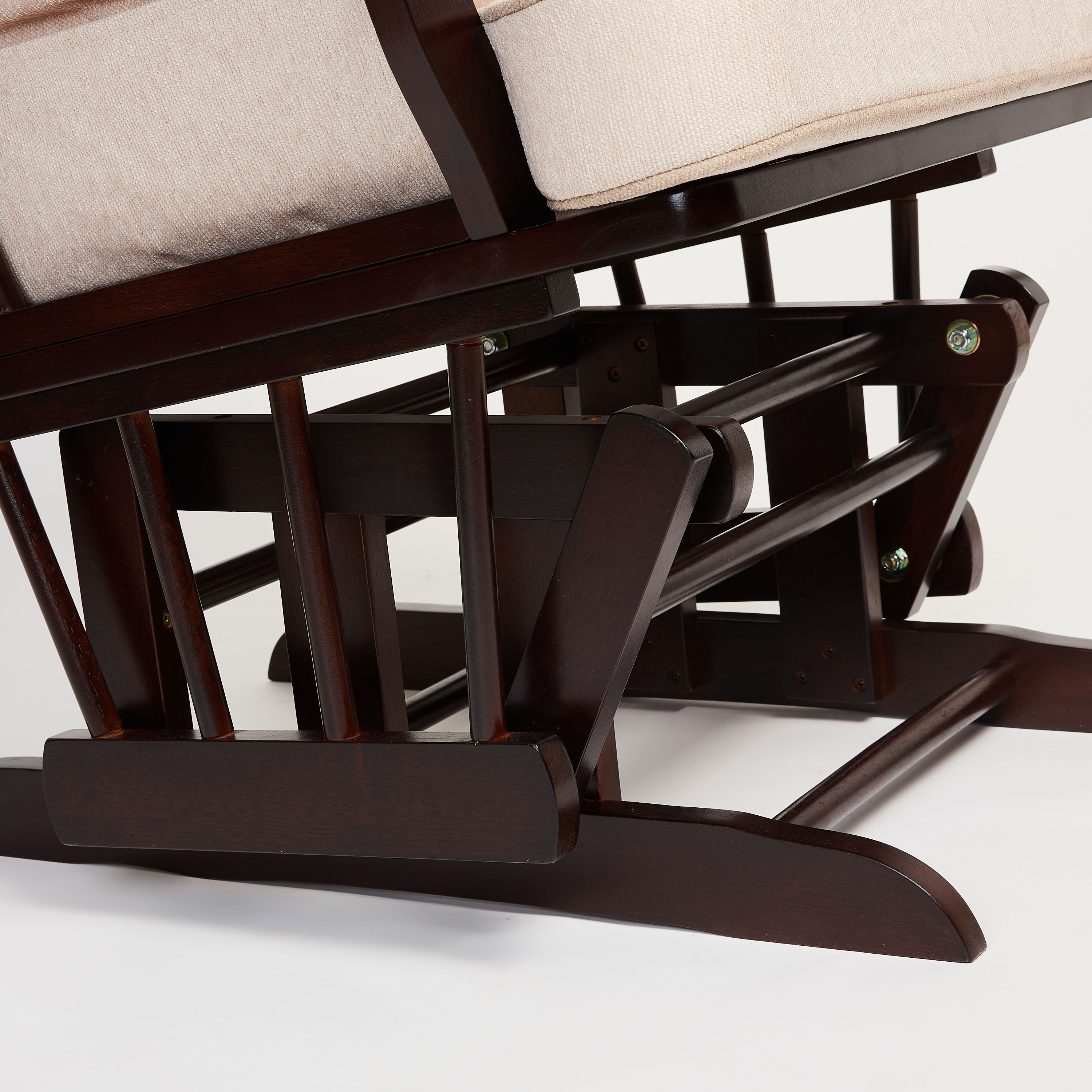 كرسي متأرجح مع مسند قدم من جيجلز  إلينجتون-baby-nursery-furniture-rockingchairs-image-5