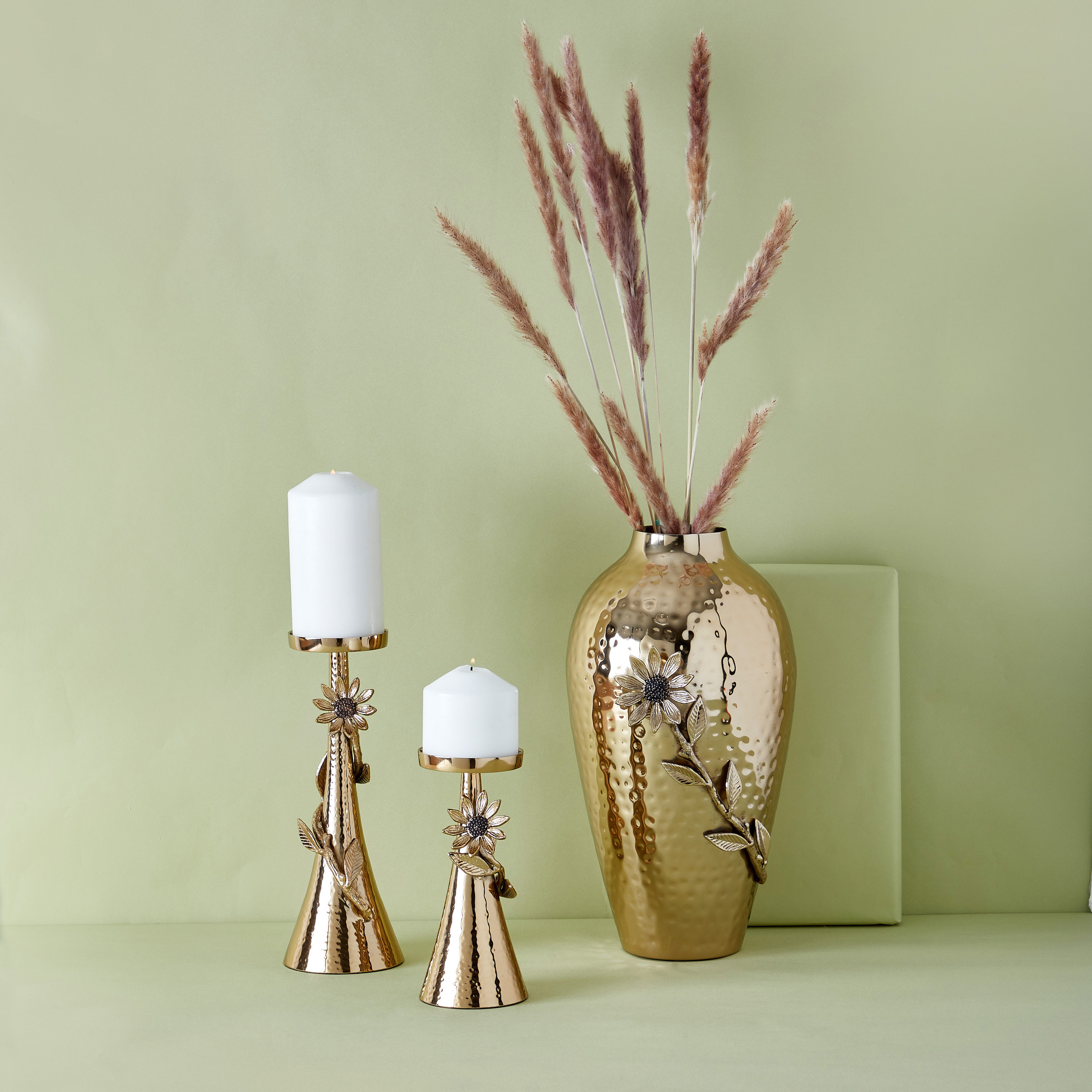 حامل شموع مطروق بزينة عباد الشمس - 28 سم-household-decor-candleholdersandlanterns-image-4