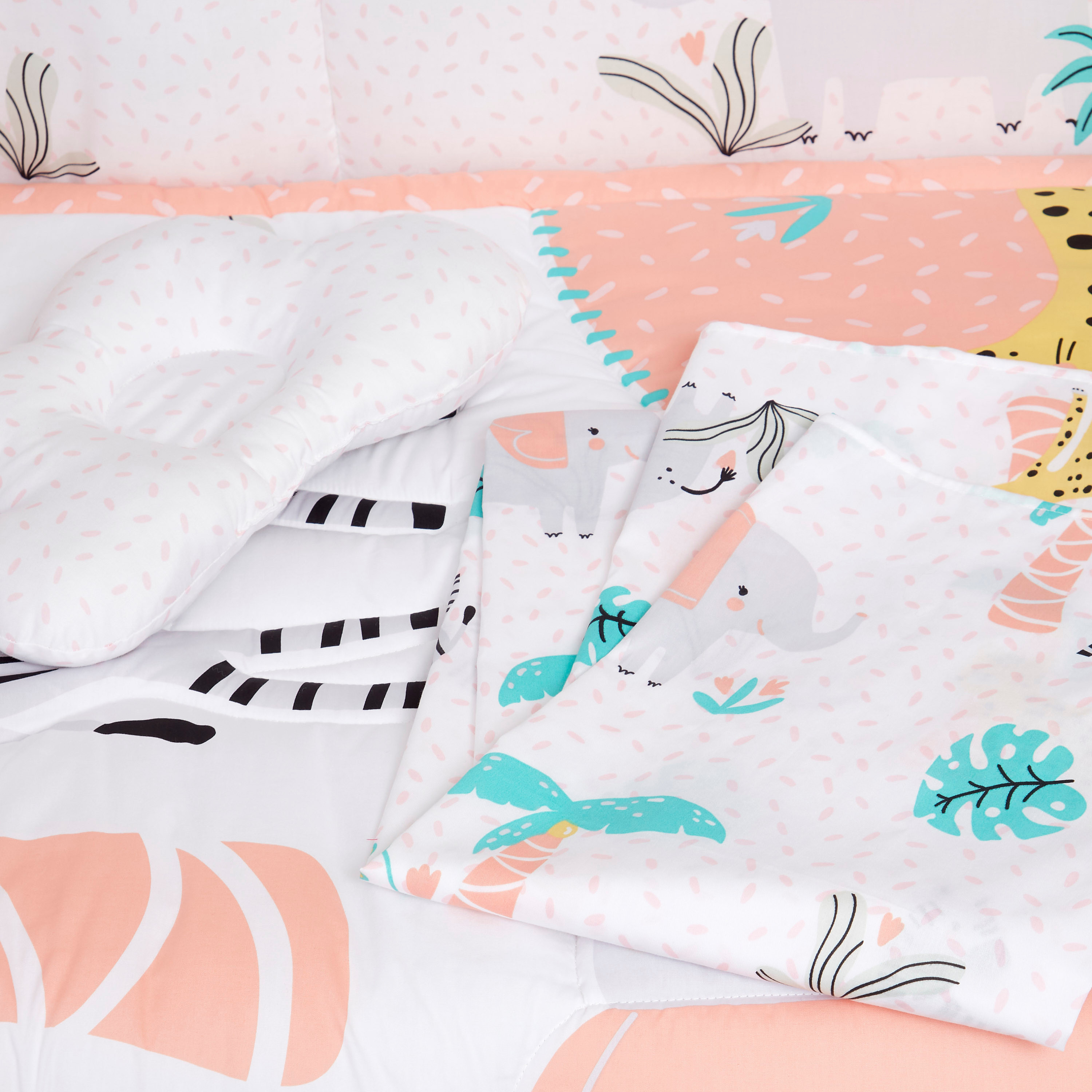 طقم لحاف 5 قطع بطبعات من جونيورز-baby-nursery-babybedding-image-4