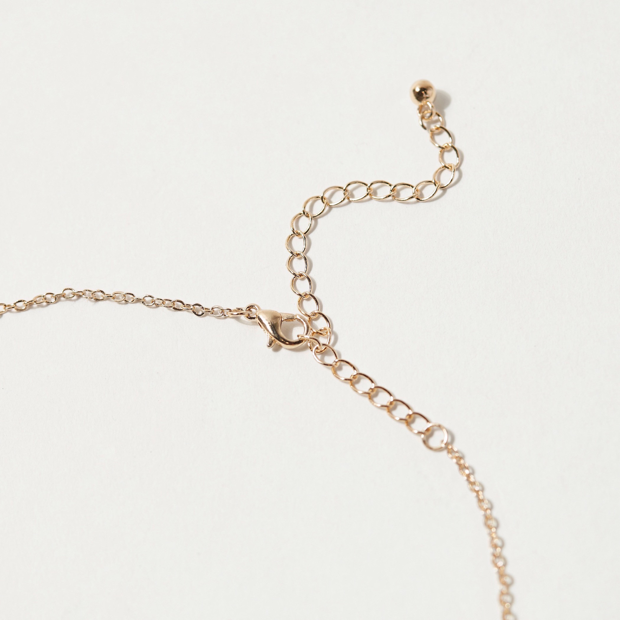 Necklace with Stone Studded Hamsa Hand Pendant-women-watchesandjewellery-jewellery-necklacesandpendants-image-4