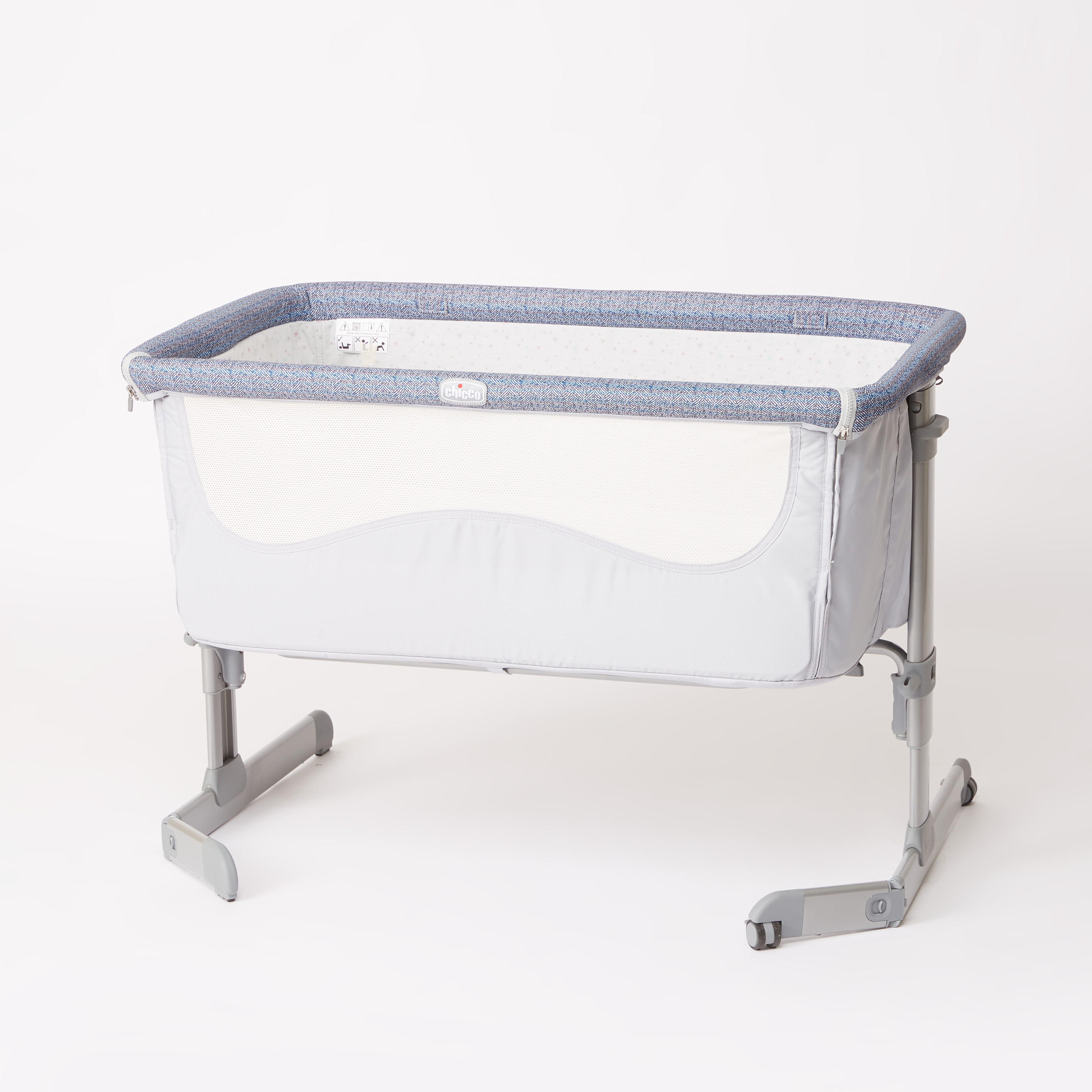 سرير أطفال نيكست تو مي سبكترم من شيكو-baby-nursery-furniture-cribsandbeds-babycribs-image-4