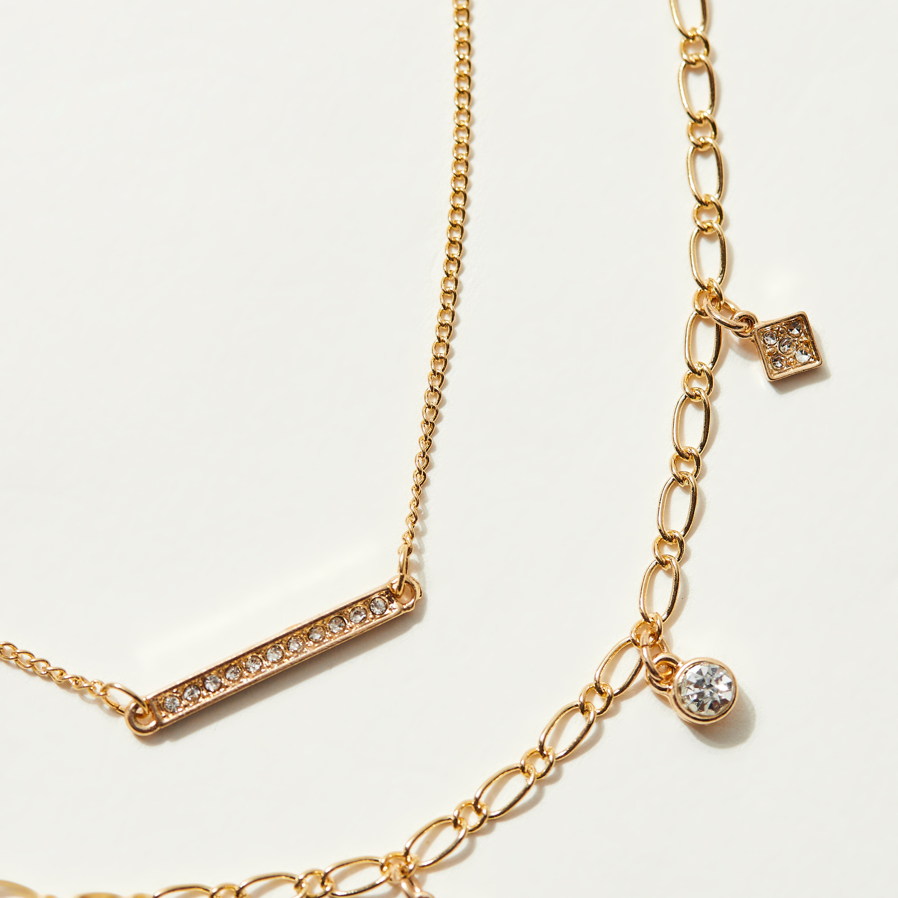 طقم حلق دبوس مزين بالأحجار بتصميم أزهار وعقد بطبقات-women-watchesandjewellery-jewellery-jewellerysets-image-2