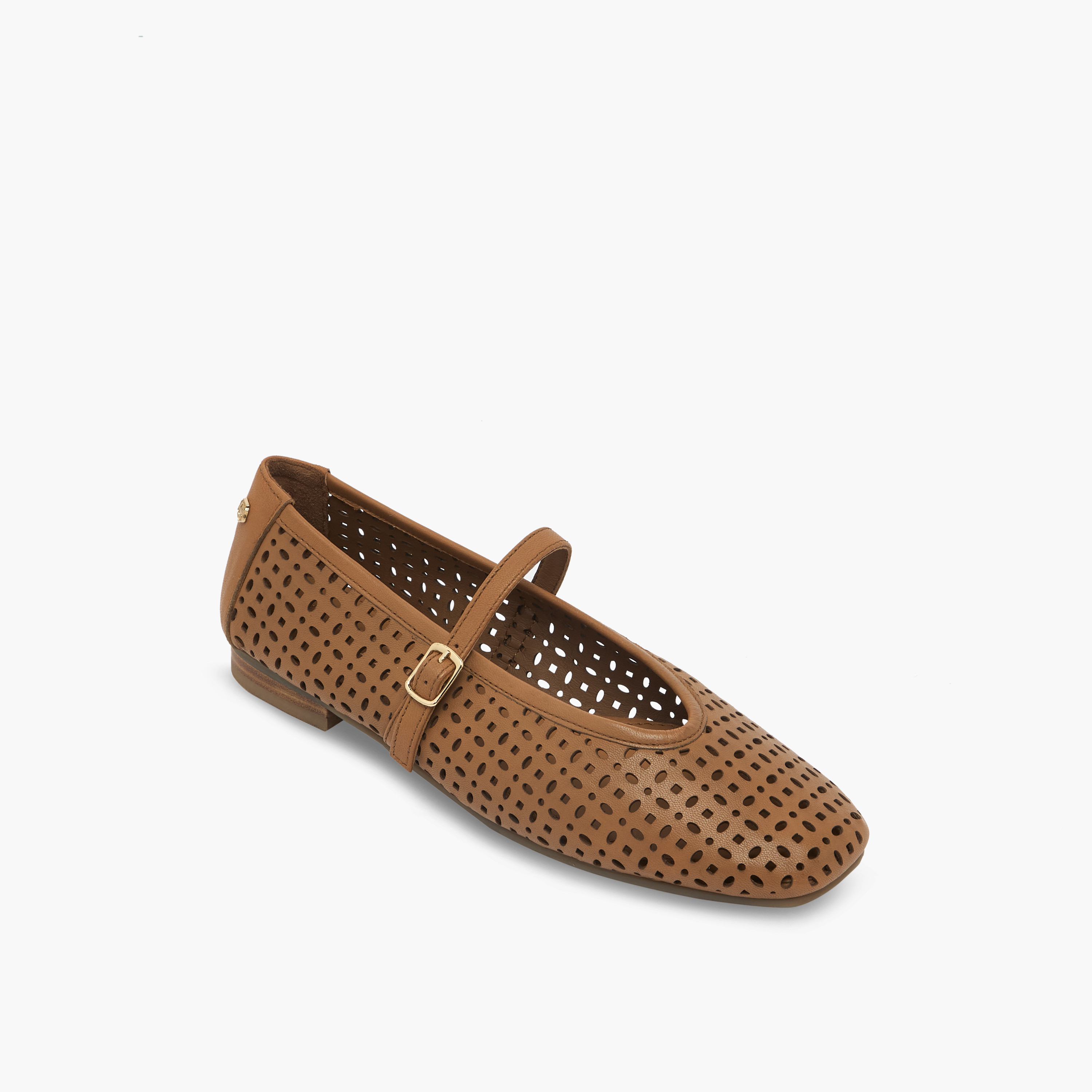 حذاء ماري جين جلد بتفاصل مفرغة بالليزر من كارميلا-women-shoes-ballerinas-image-2