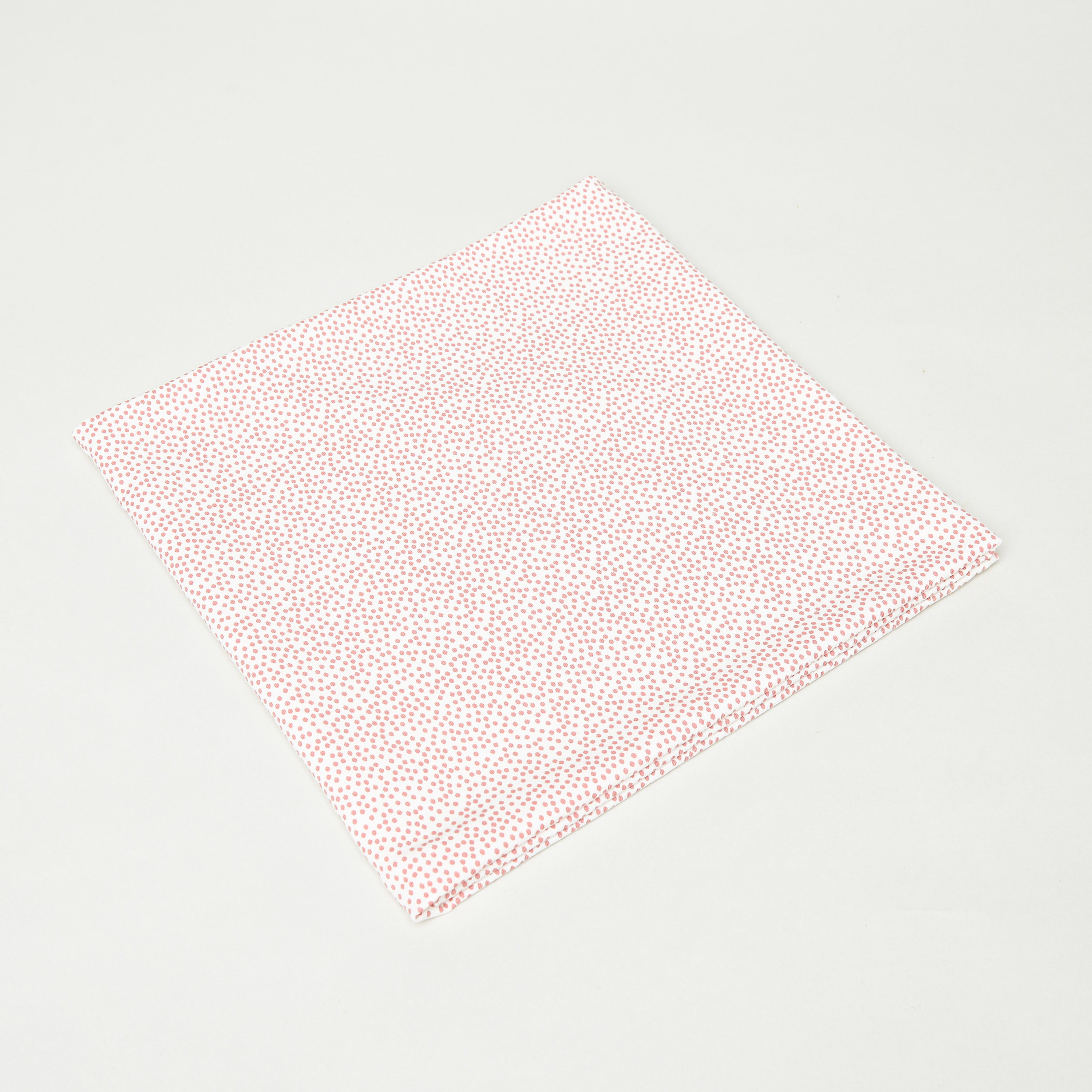 بطانية لحديثي الولادة بطبعات من لاف إيرث - 80x80 سم-baby-nursery-blanketsandswaddles-receivingblankets-image-1