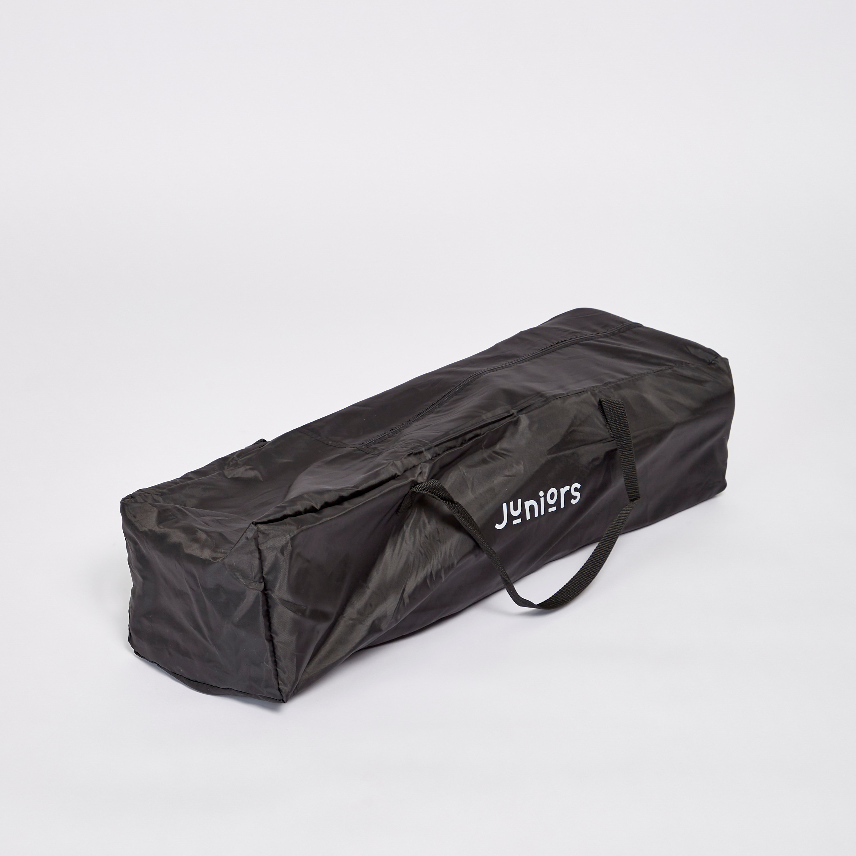عربة أطفال مخصص للسفر من جيجلز بيدفورد، أسود اللون وقابل للطي مع مجموعة من الألعاب المرفقة به (حتى 3 سنوات)-baby-nursery-furniture-cribsandbeds-travelcots-image-11