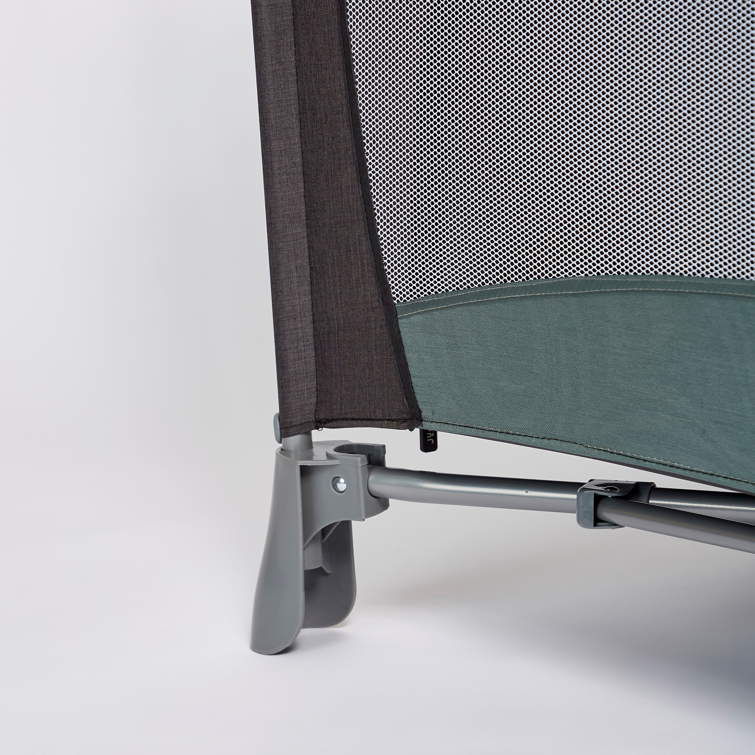 Juniors Devon Travel Cot with Canopy-baby-nursery-furniture-cribsandbeds-travelcots-image-9