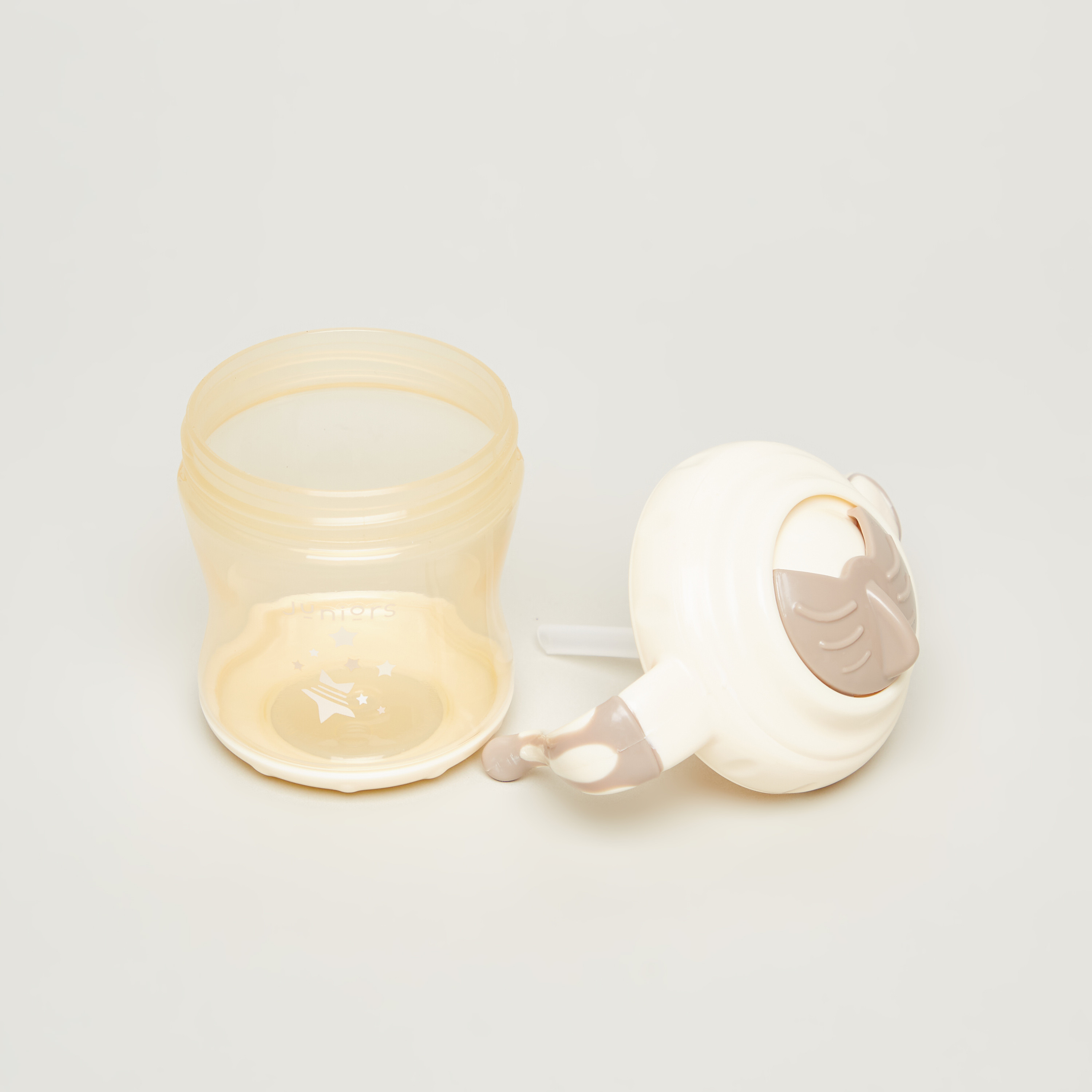 Juniors Flip-Top Sports Sipper Cup with Handle - 250 ml-baby-feeding-mealtimeessentials-image-4