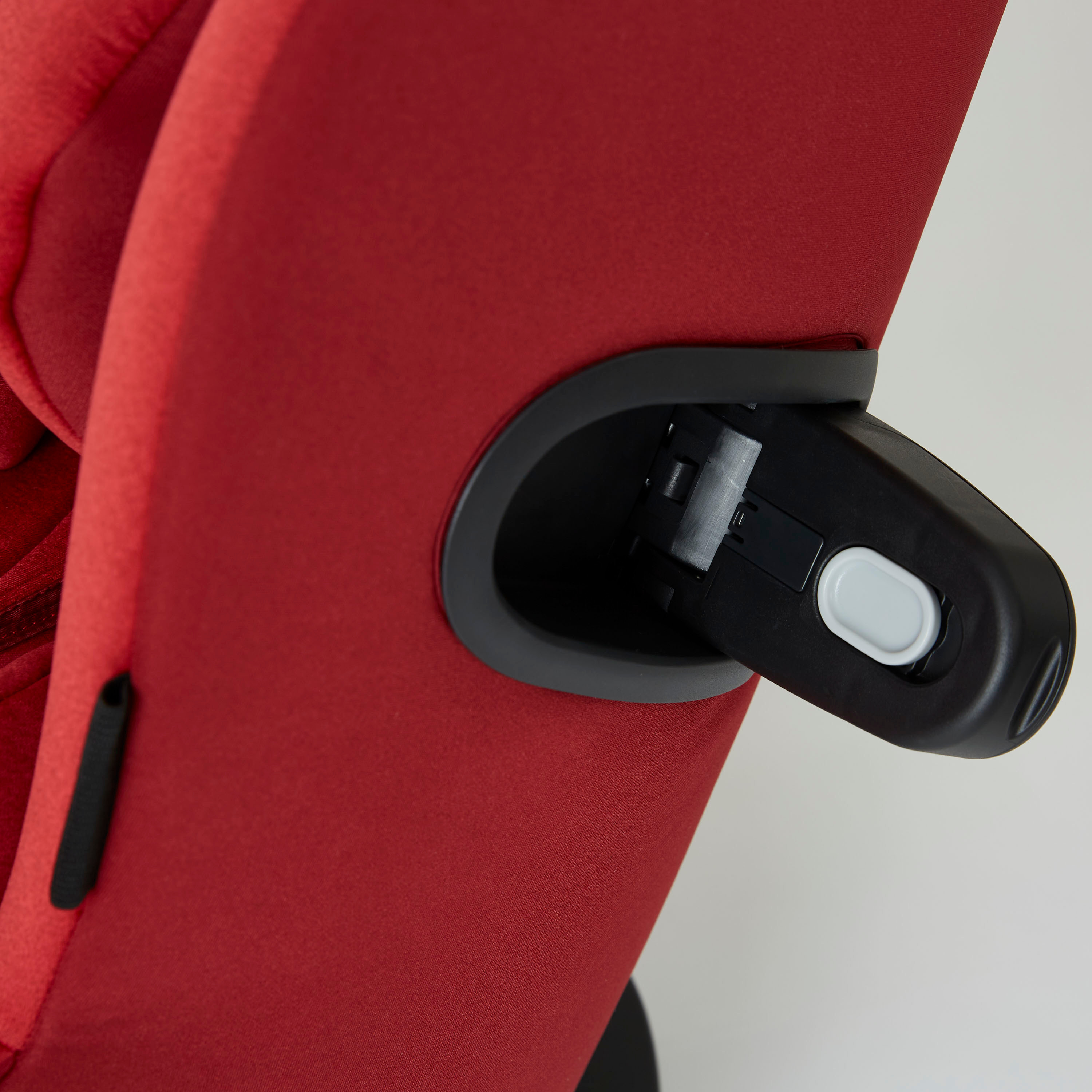 Joie i-Spin 360 Red Baby Car Seat with 5-Point Safety Harness (Upto 4 years)-baby-gear-carseats-image-4