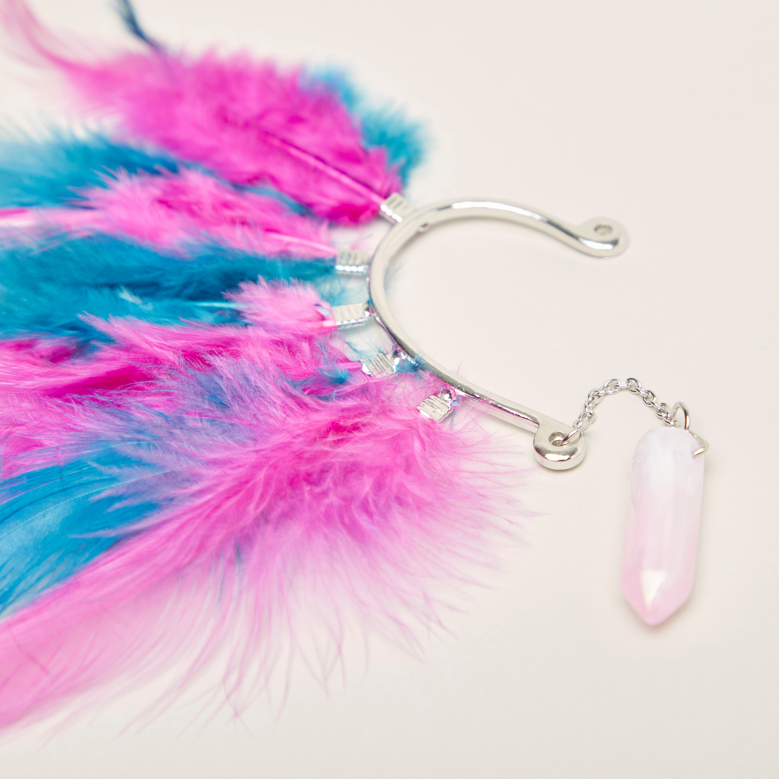 مشبك حلق مزين بالريش من تشارمز-girls-accessories-jewellery-image-2