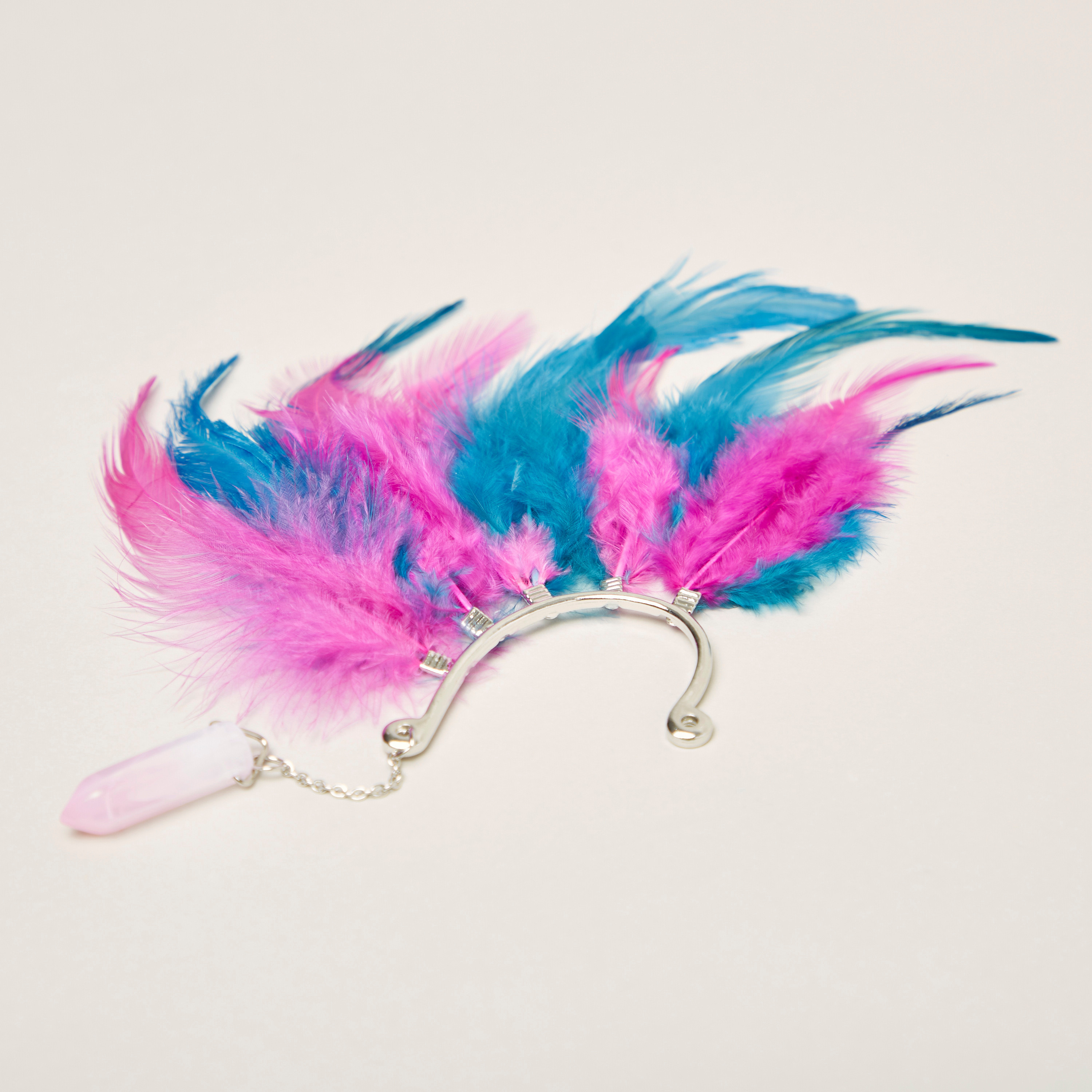 مشبك حلق مزين بالريش من تشارمز-girls-accessories-jewellery-image-3